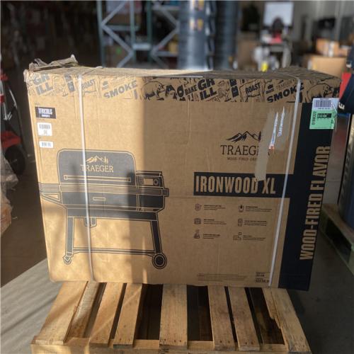 DALLAS LOCATION - Traeger Ironwood XL Wi-Fi Pellet Grill and Smoker in Black