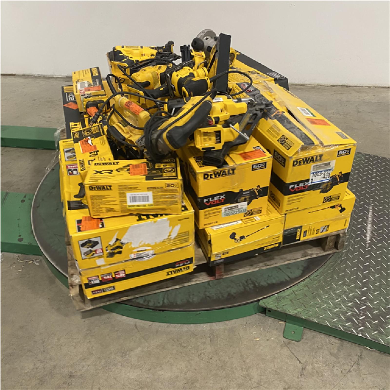 Dallas Location - As-Is Tool Pallet