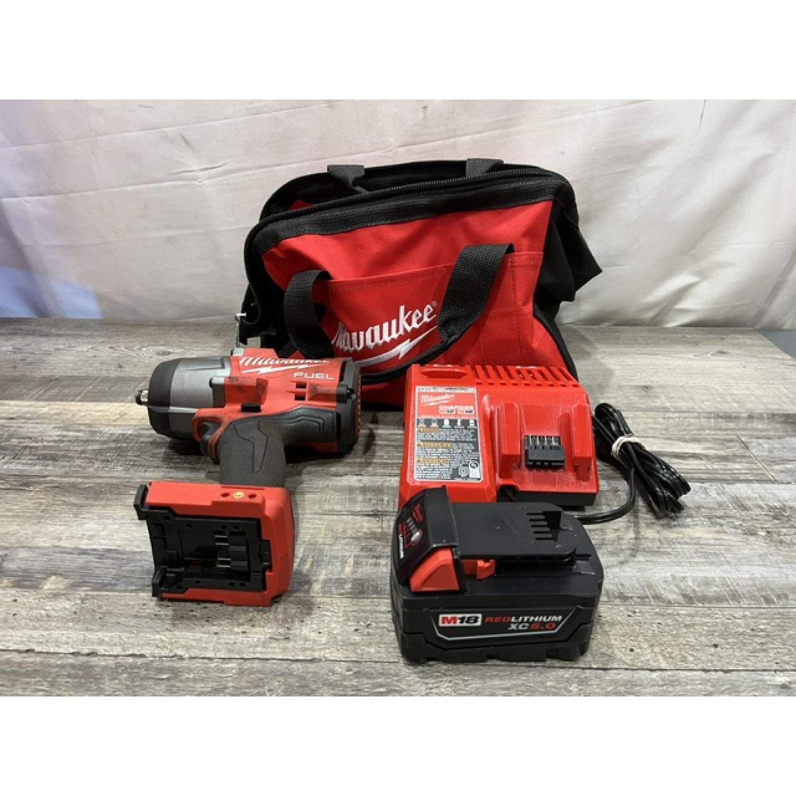 AS-IS Milwaukee FUEL 18V Lithium-Ion Brushless Cordless 1/2 in. Impact Wrench w/Friction Ring Kit
