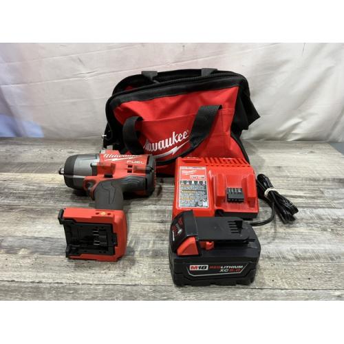 AS-IS Milwaukee FUEL 18V Lithium-Ion Brushless Cordless 1/2 in. Impact Wrench w/Friction Ring Kit