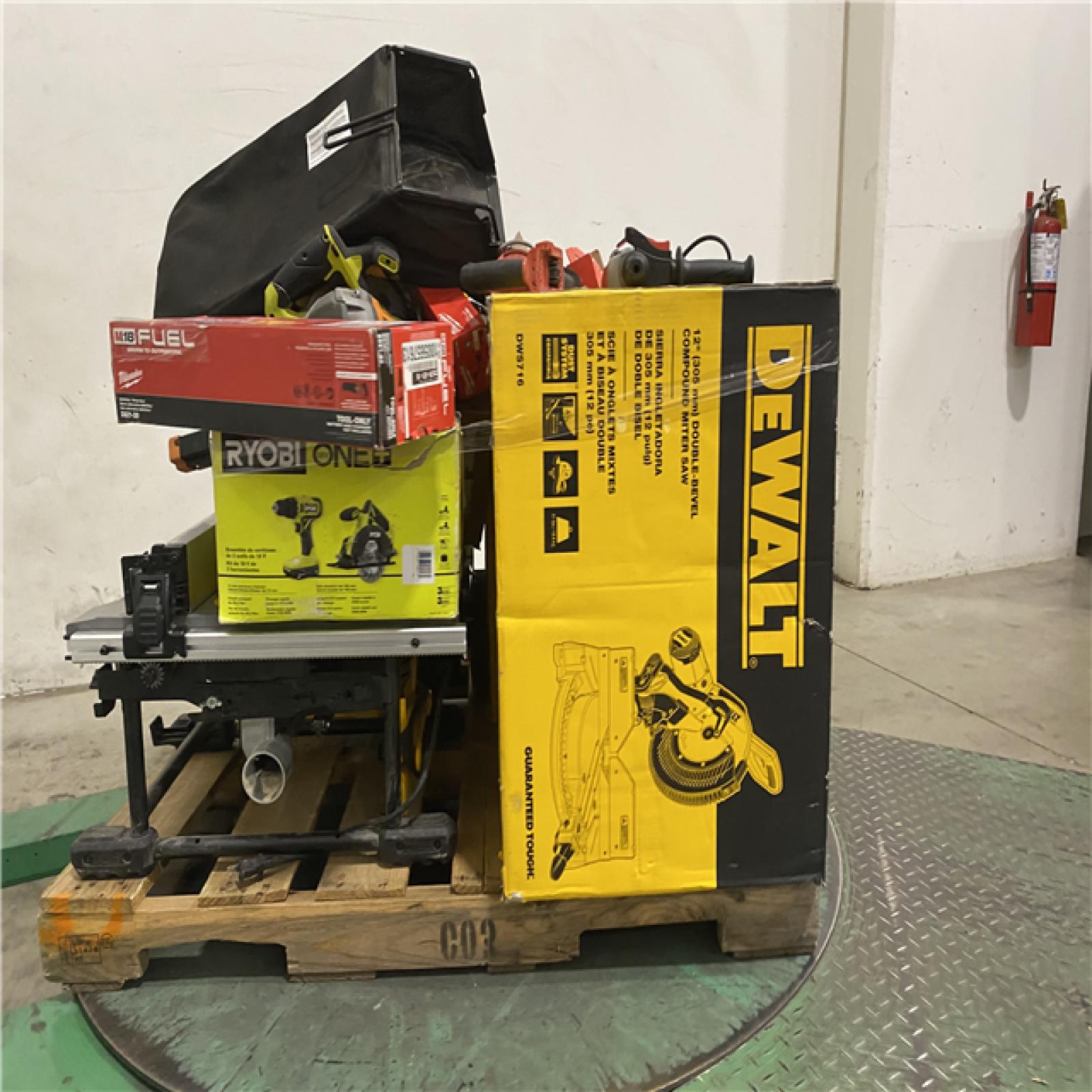 Dallas Location - As-Is Tool Pallet