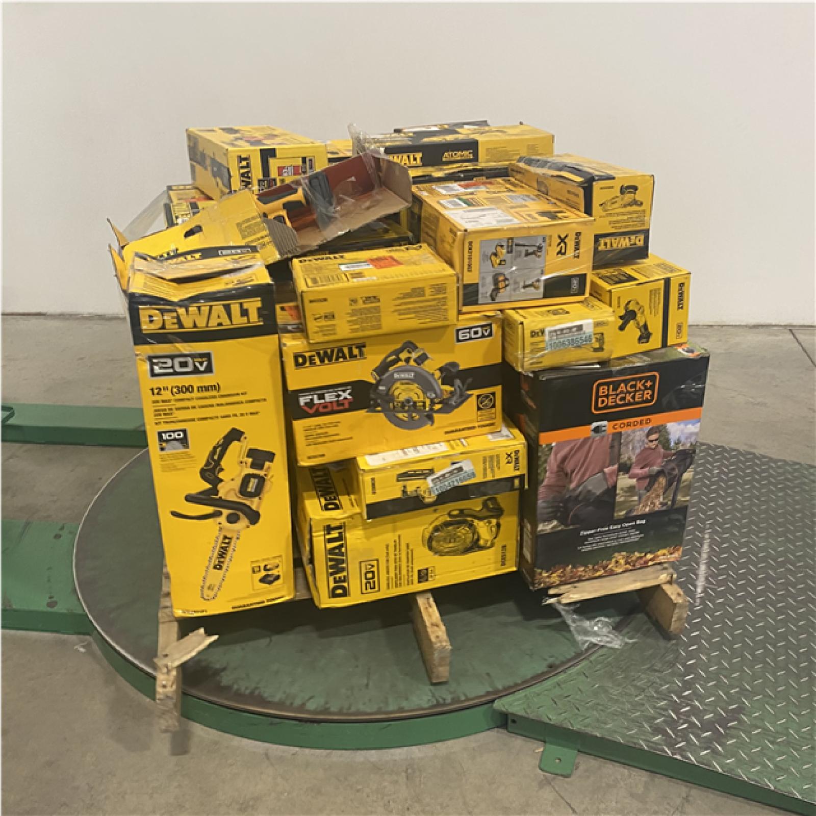 Dallas Location - As-Is Tool Pallet