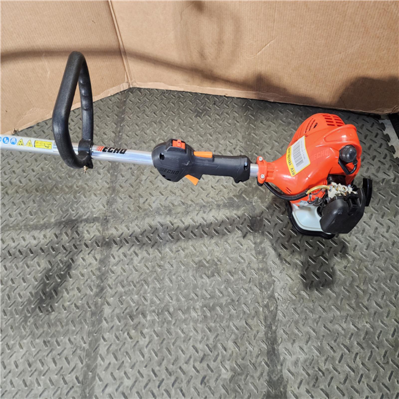 HOUSTON LOCATION - AS-IS Echo GT-225 21.2cc 2 Stroke Lightweight Durable Gas Curved Shaft String Trimmer