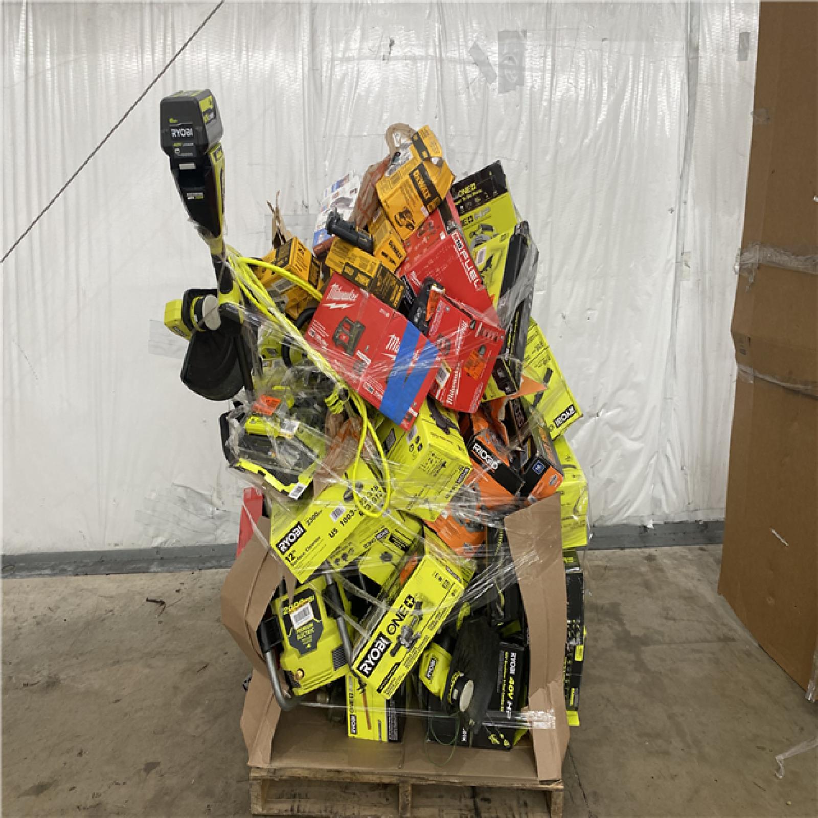 Houston Location AS IS - Tool Pallet