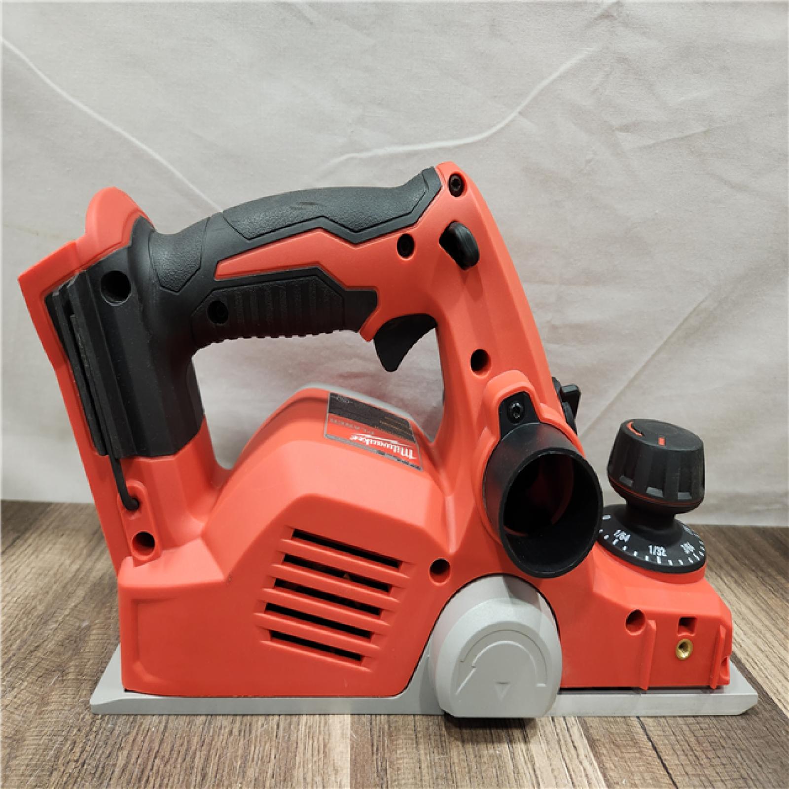 AS-IS- Milwaukee M18 18-Volt Lithium-Ion Cordless 3-1/4 in. Planer (Tool-Only)