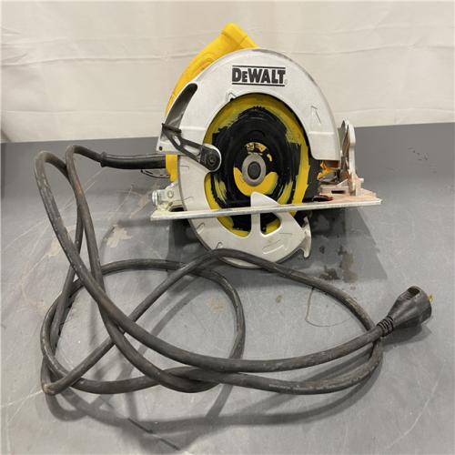 AS-IS - DeWalt 15 Amps 7-1/4 in. Corded Brushed Circular Saw