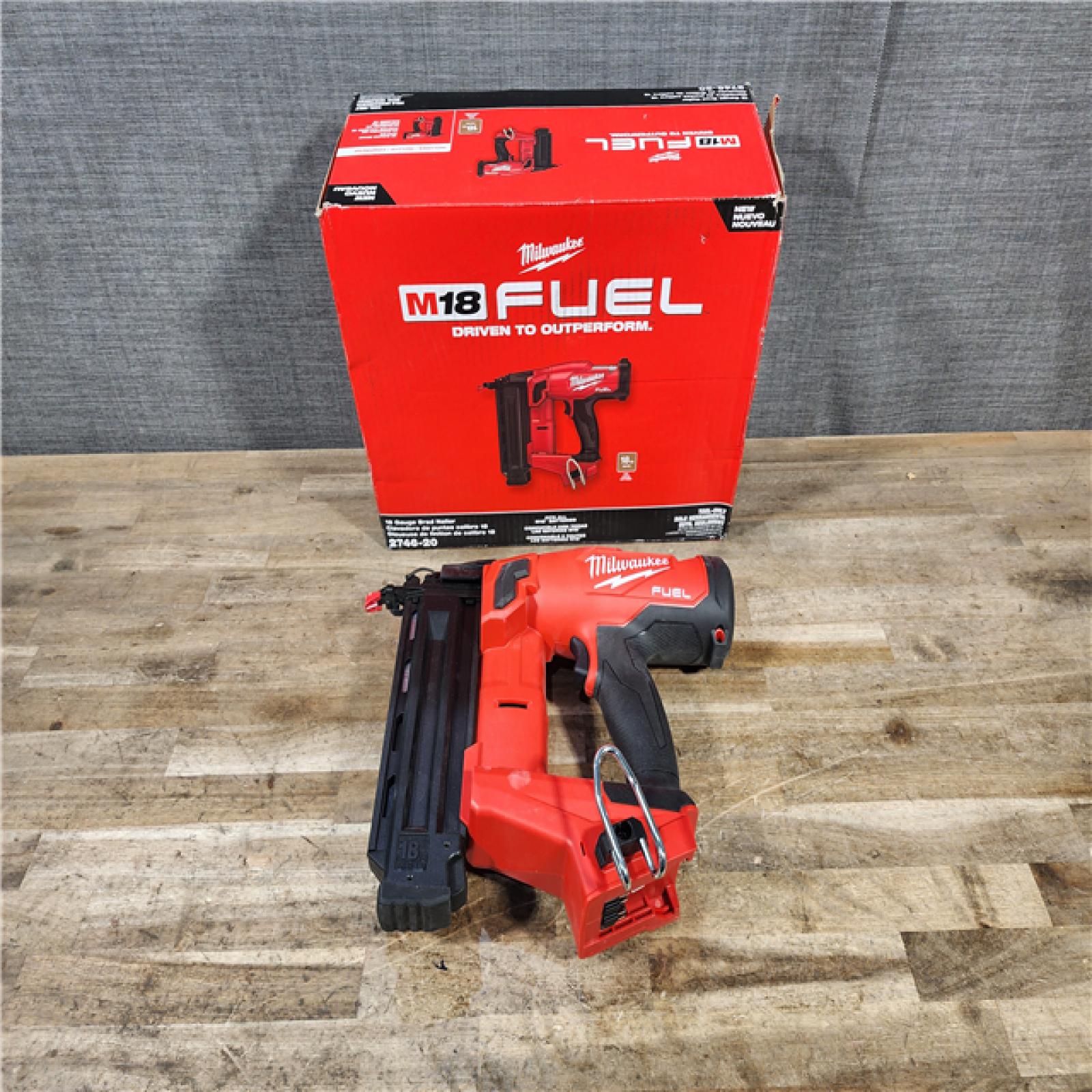 HOUSTON LOCATION - AS-IS Milwaukee M18 Fuel 18V Brushless 18-Gauge Brad Nailer 2746-20 (Bare Tool)