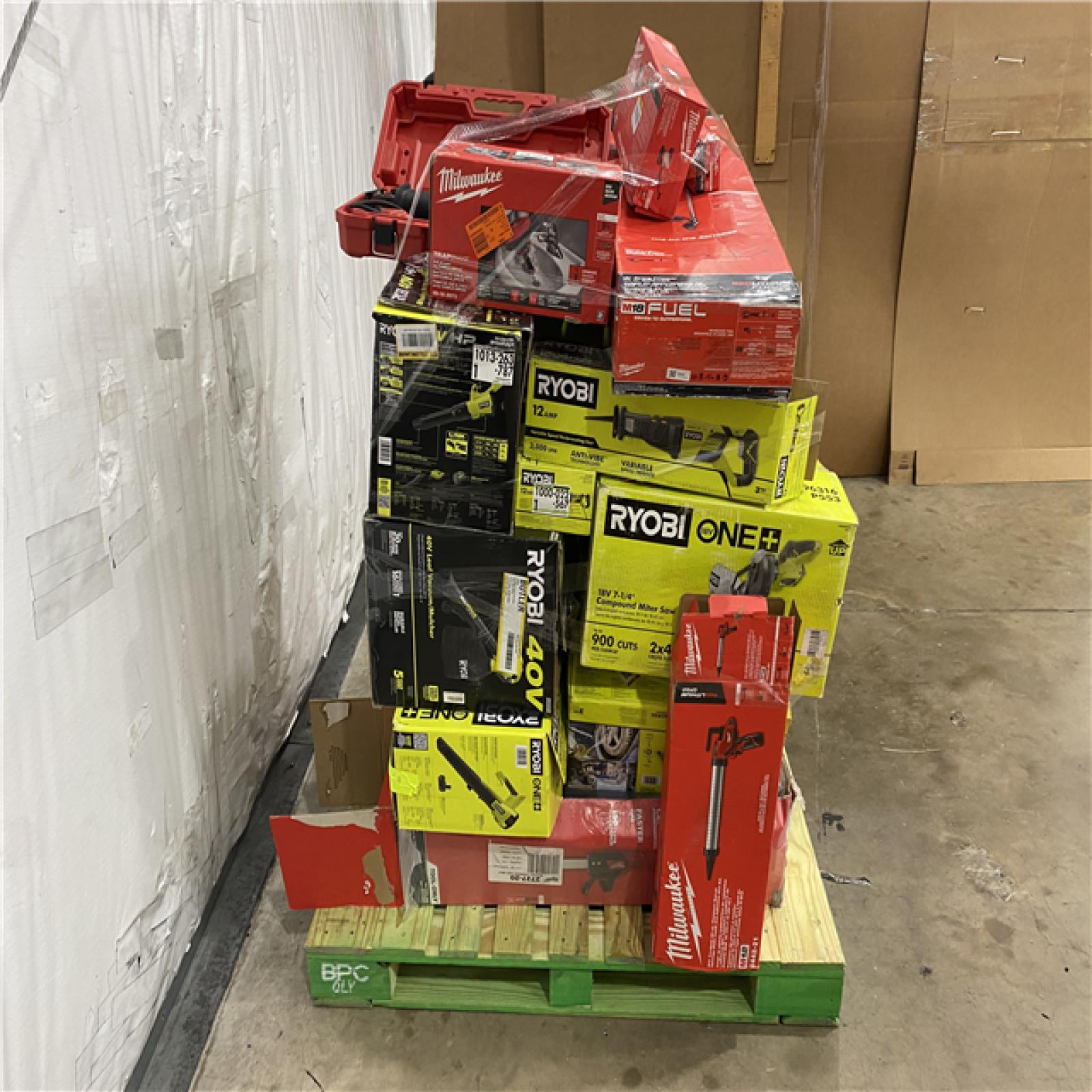 Houston Location AS IS - Tool Pallet