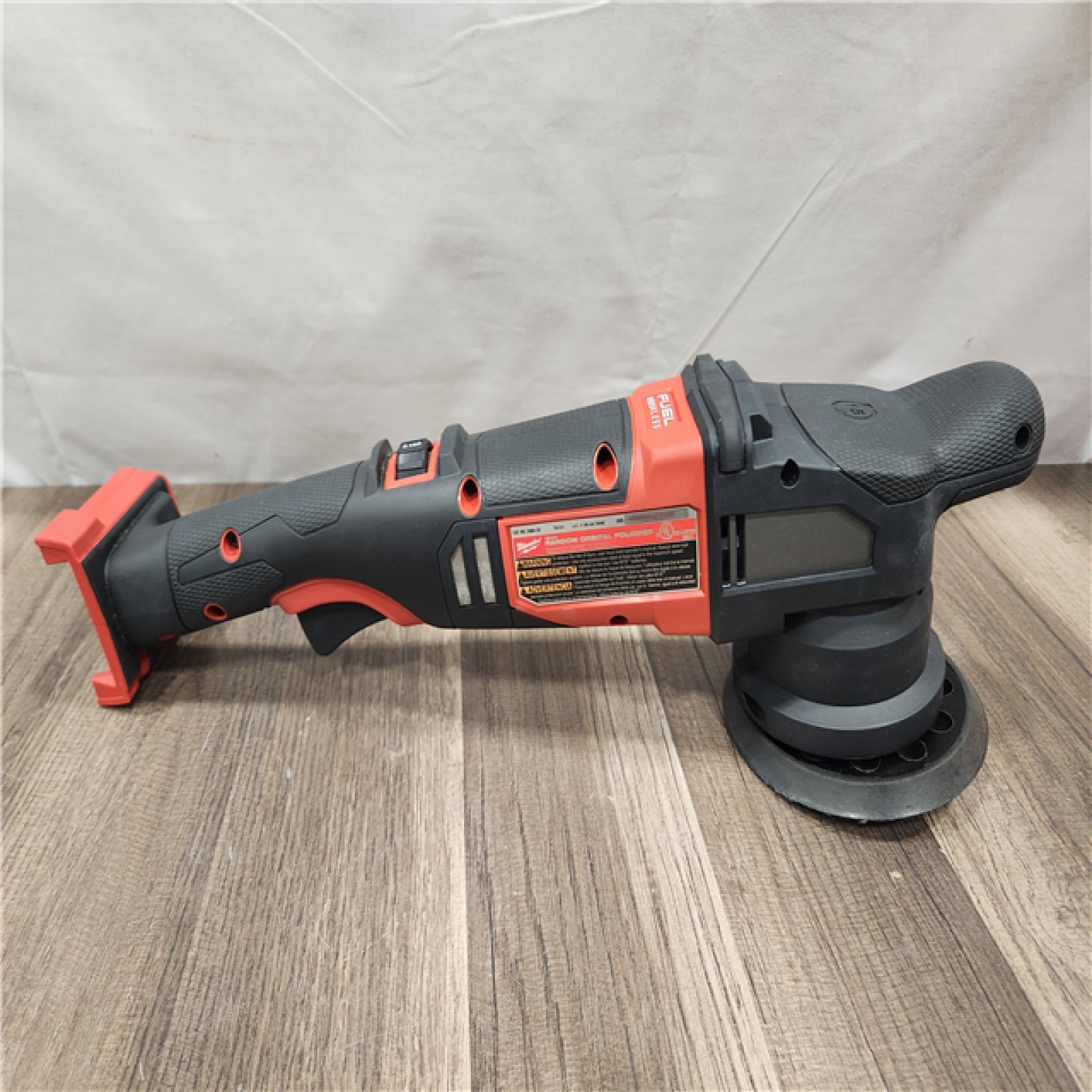 AS-IS- Milwaukee M18 FUEL18V Lithium-Ion Brushless Cordless 15MM DA Polisher (Tool-Only)