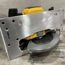 AS-IS DEWALT 20-Volt MAX 7-1/4 in. Cordless Circular Saw (Tool Only)