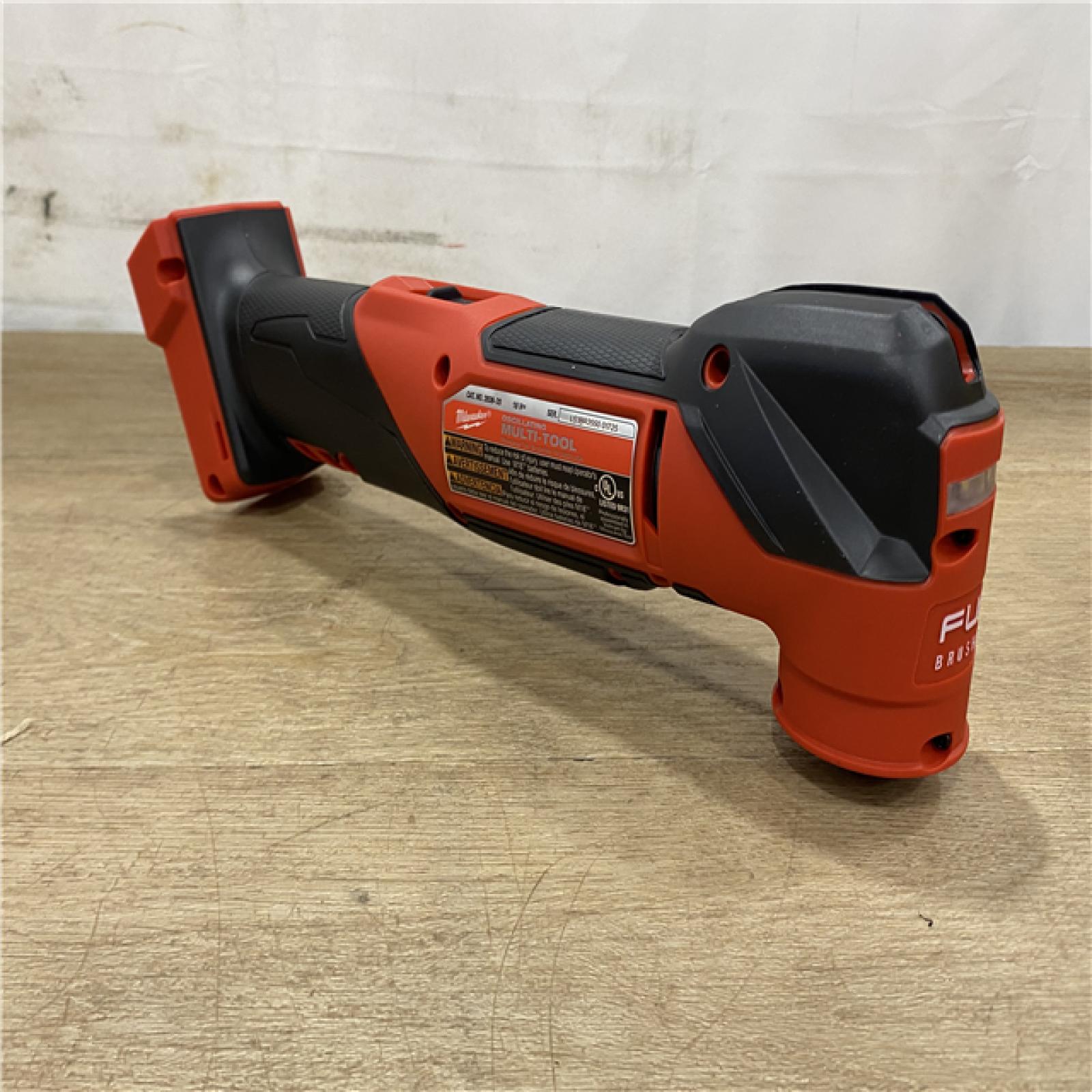 AS-IS Milwaukee FUEL 18V Lithium-Ion Cordless Brushless Oscillating Multi-Tool (Tool-Only)