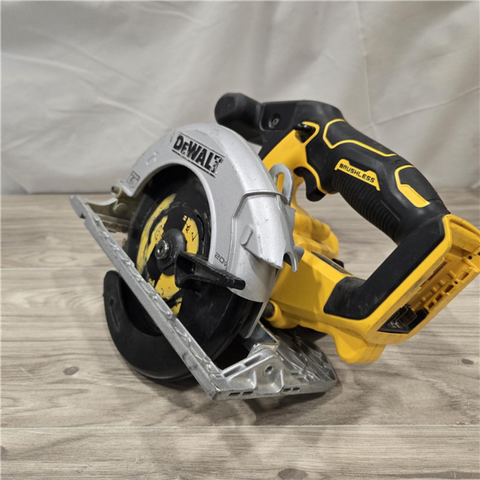 AS-IS DeWALT DCS565B 20V Max 6.5 Cordless Circular Saw (TOOL ONLY)