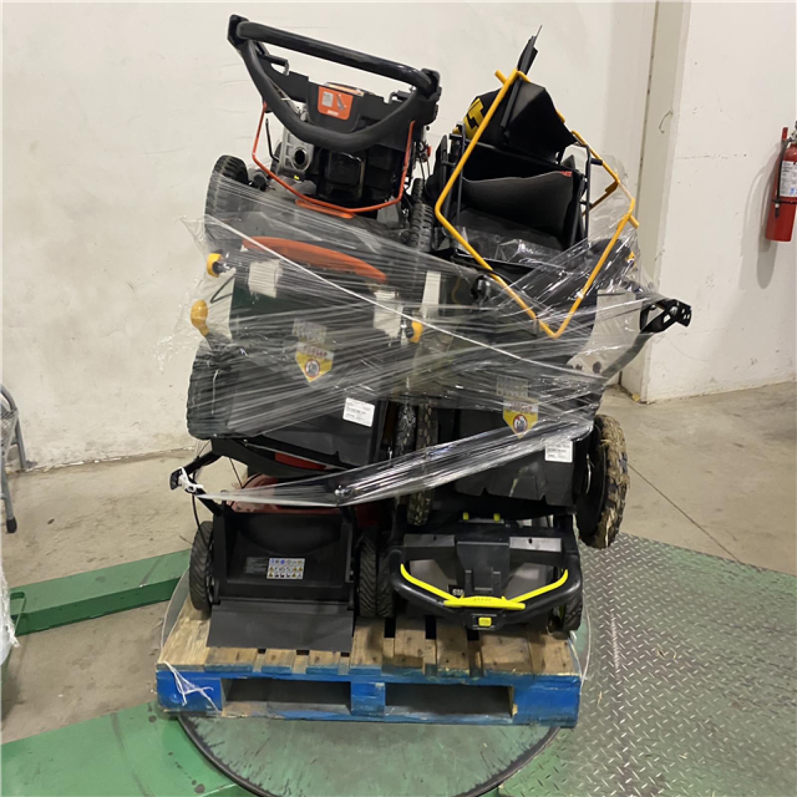 Dallas Location - As-Is Lawn Mower Pallet