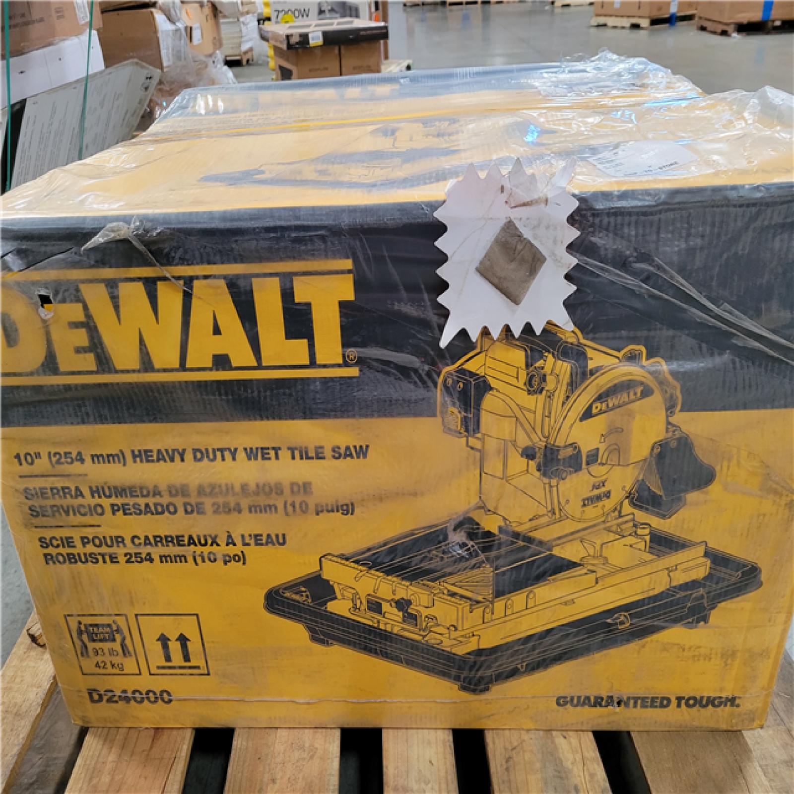 CALIFORNIA AS-IS DEWALT 10 (254mm) HEAVY DUTY WET TILE SAW