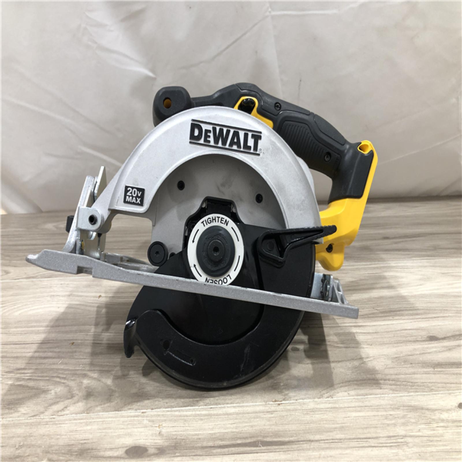 AS-IS DEWALT 6-1/2'' 165MM CIRCULAR SAW (Tool-Only)