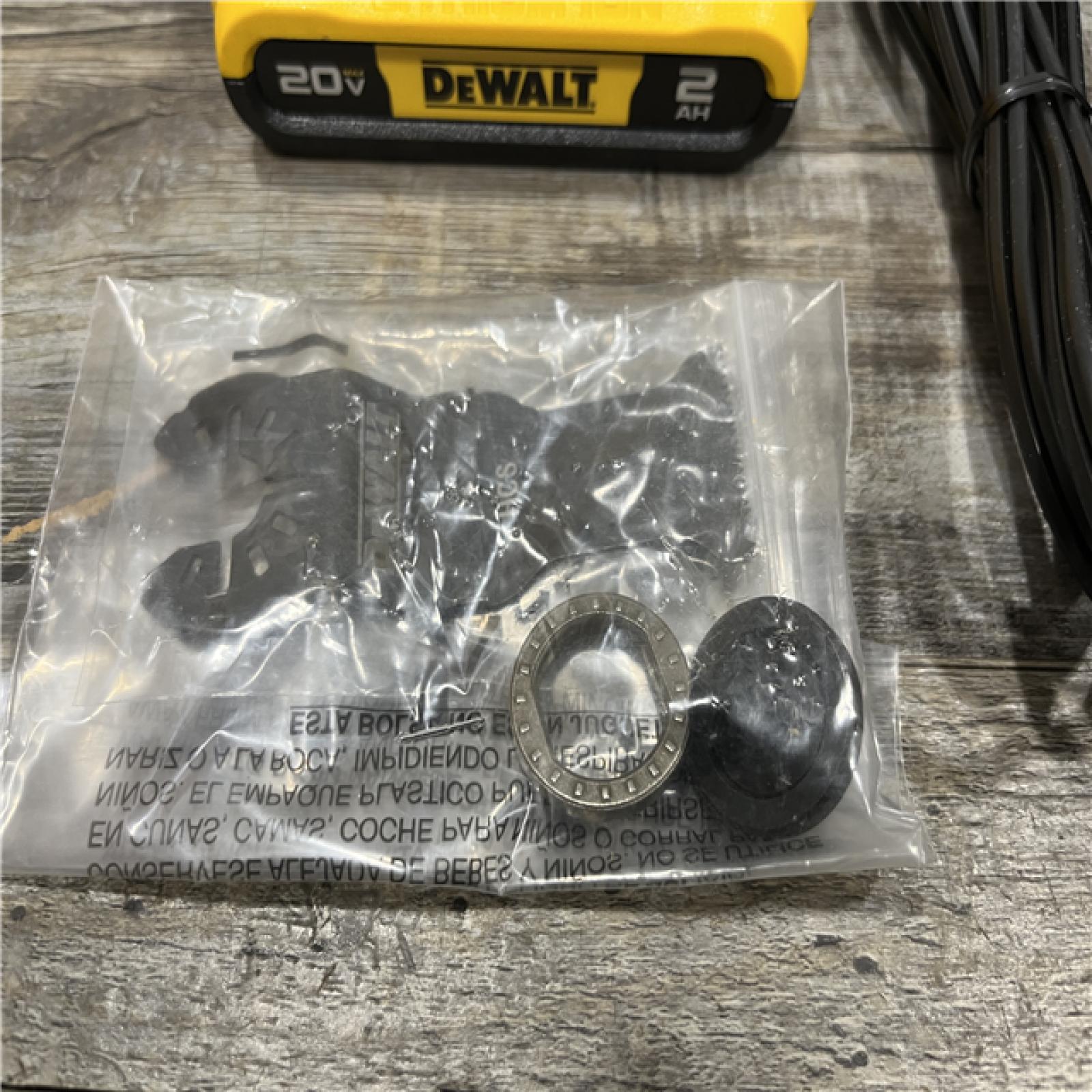 AS-IS DEWALT 20V MAX XR Cordless Brushless 3-Speed Oscillating Multi Tool Kit