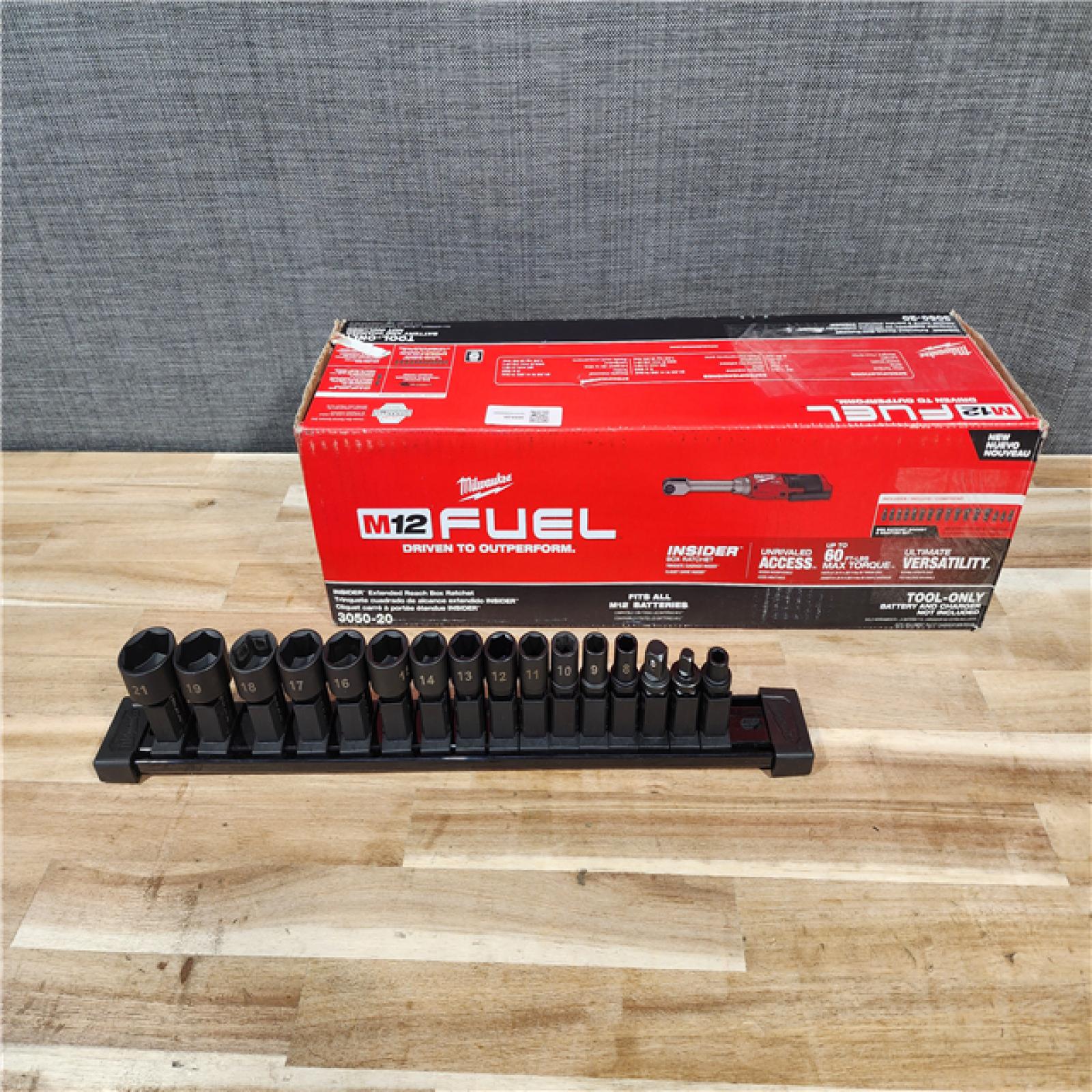 HOUSTON LOCATION - AS-IS Milwaukee FUEL INSIDER 12V Lithium-Ion Brushless Cordless 1/4 in. - 3/8 in. Extended Reach Box Ratchet (Tool-Only)