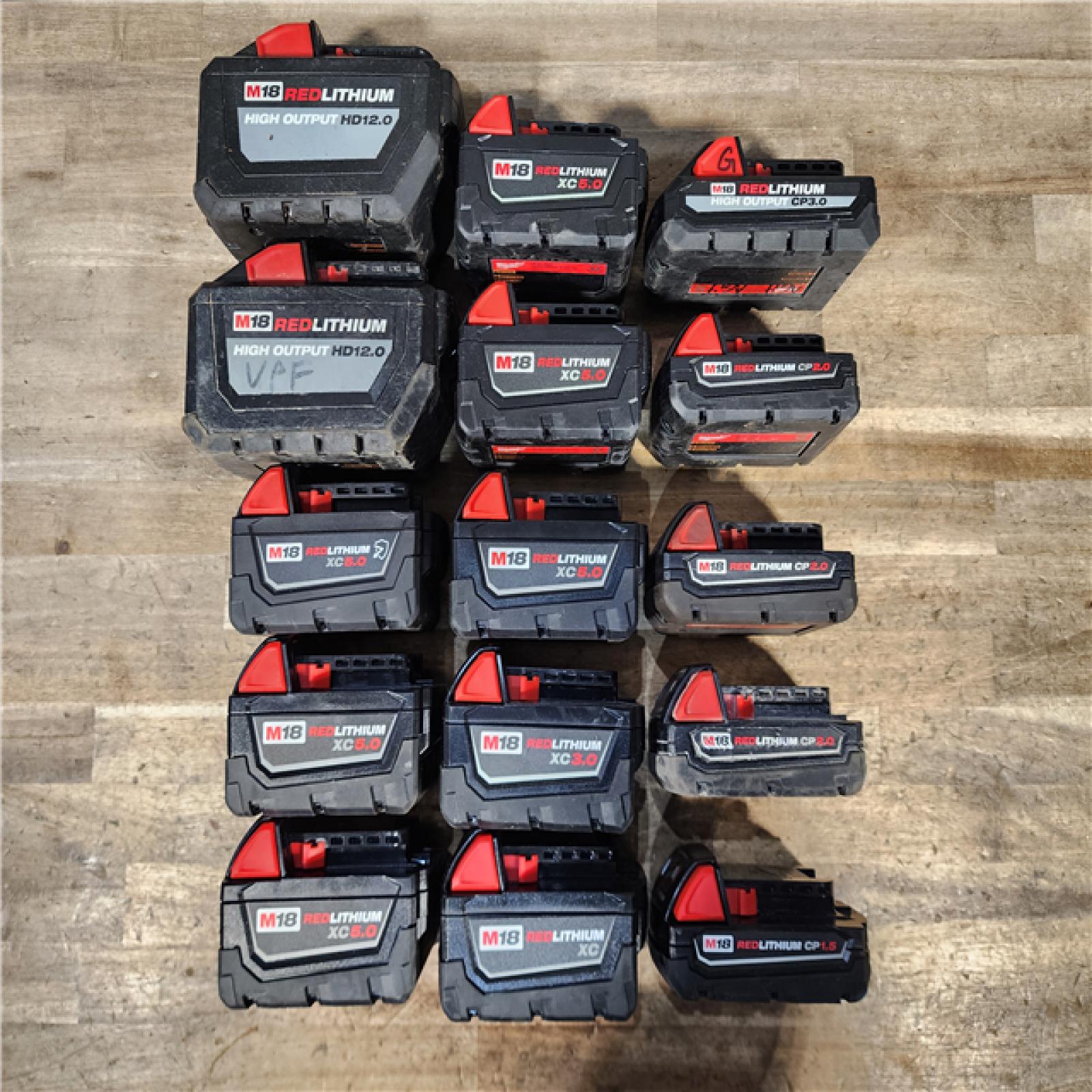 HOUSTON LOCATION - AS-IS MILWAUKEE BATTERY PACK QTY - 15