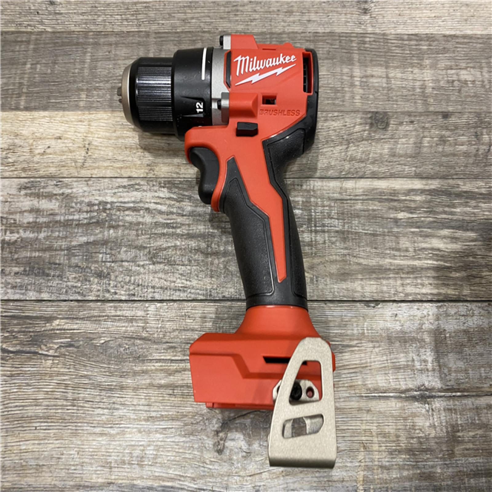 AS-IS Milwaukee 18V Lithium-Ion Brushless Cordless 1/2 in. Compact Drill/Driver Kit