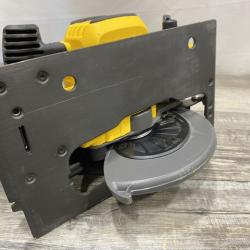 AS-IS DEWALT FLEXVOLT 60V MAX Cordless Brushless 7-1/4 in. Circular Saw with Brake (Tool Only)