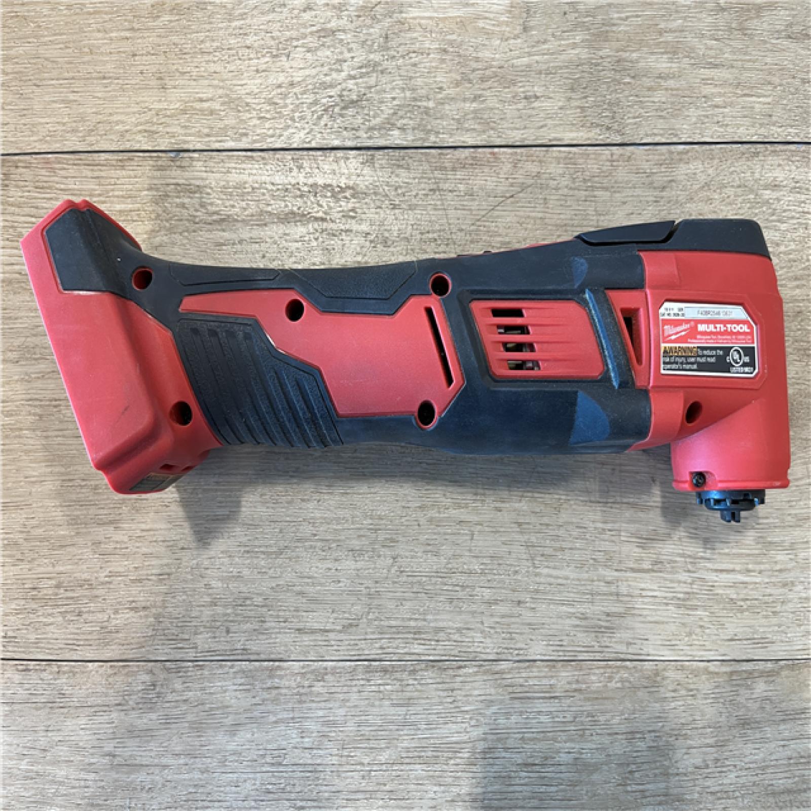 AS-IS Milwaukee 18V Lithium-Ion Cordless Oscillating Multi-Tool (Tool-Only)