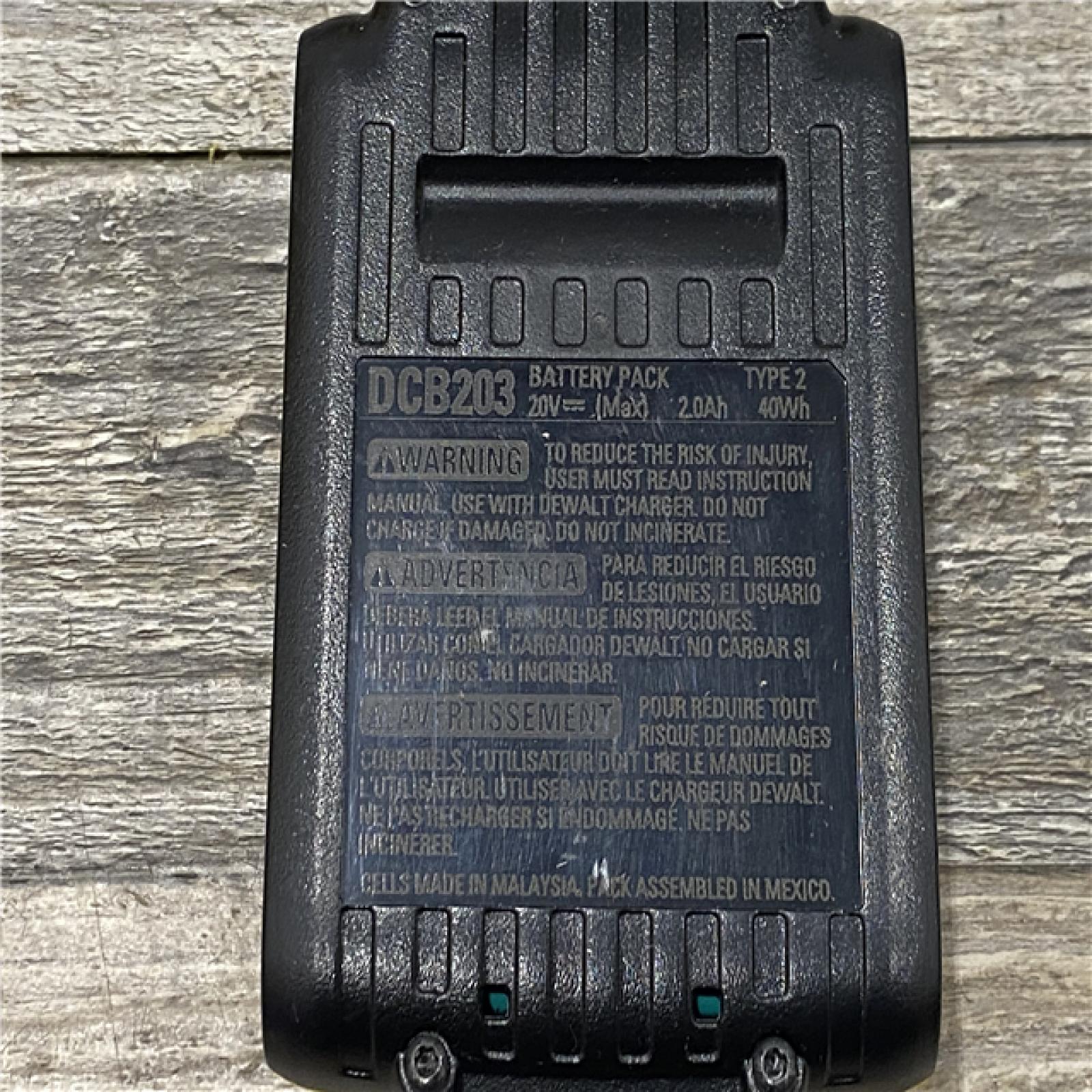 AS-IS DEWALT Atomic 20V Max Lithium-Ion Brushless Cordless Compact 1/4 in. Impact Driver Kit