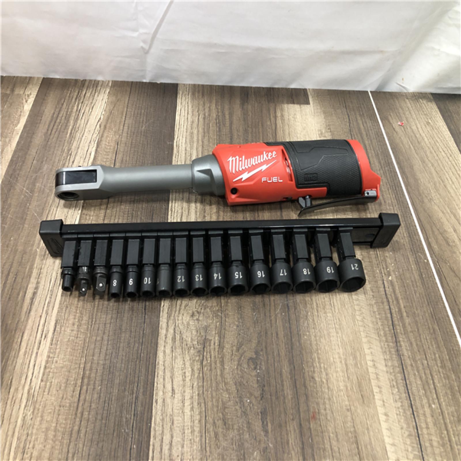 AS-IS Milwaukee  FUEL INSIDER 12V Lithium-Ion Brushless Cordless 1/4 in. - 3/8 in. Extended Reach Box Ratchet (Tool-Only)