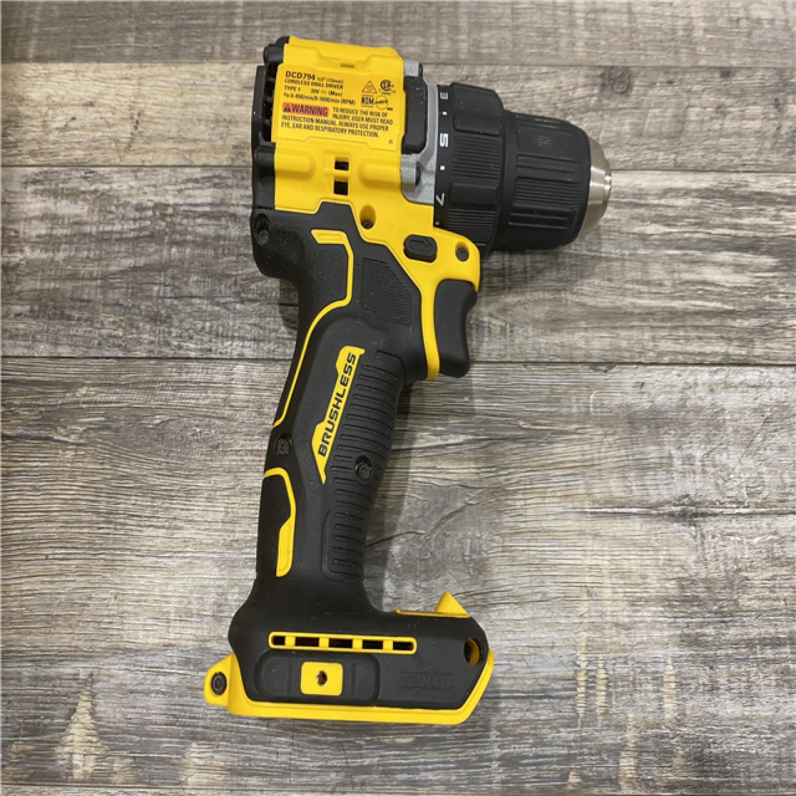 AS-IS DEWALT Atomic 20V Lithium-Ion Cordless Compact 1/2 in. Drill/Driver Kit