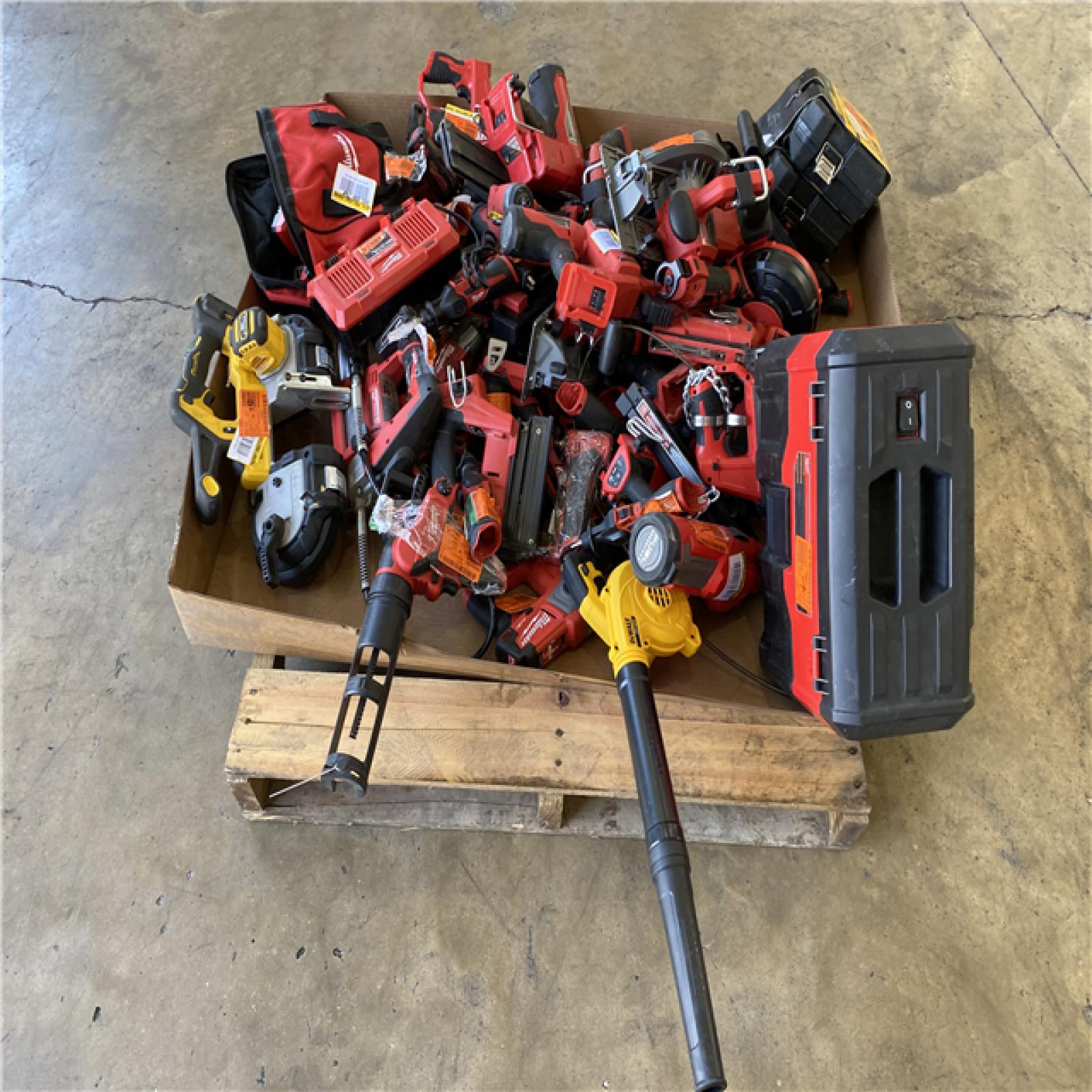Houston Location AS IS - Tool Pallet