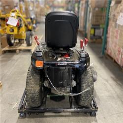 DALLAS LOCATION - Murray MT100 42 in. 13.5 HP 500cc E1350 Series Briggs and Stratton Engine 6-Speed Manual Gas Riding Lawn Tractor Mower