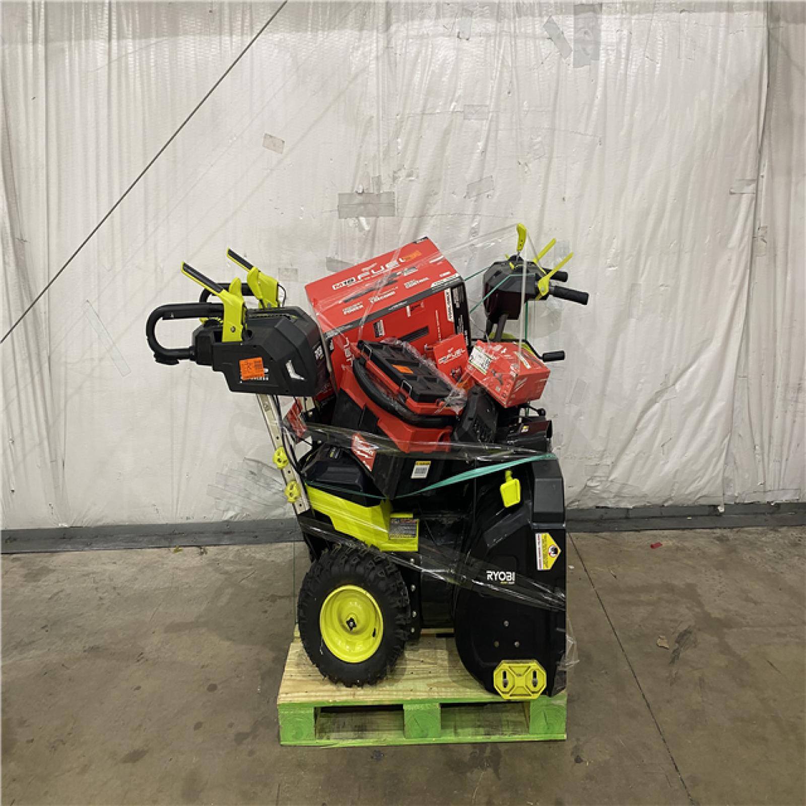 Houston Location AS IS - Tool Pallet