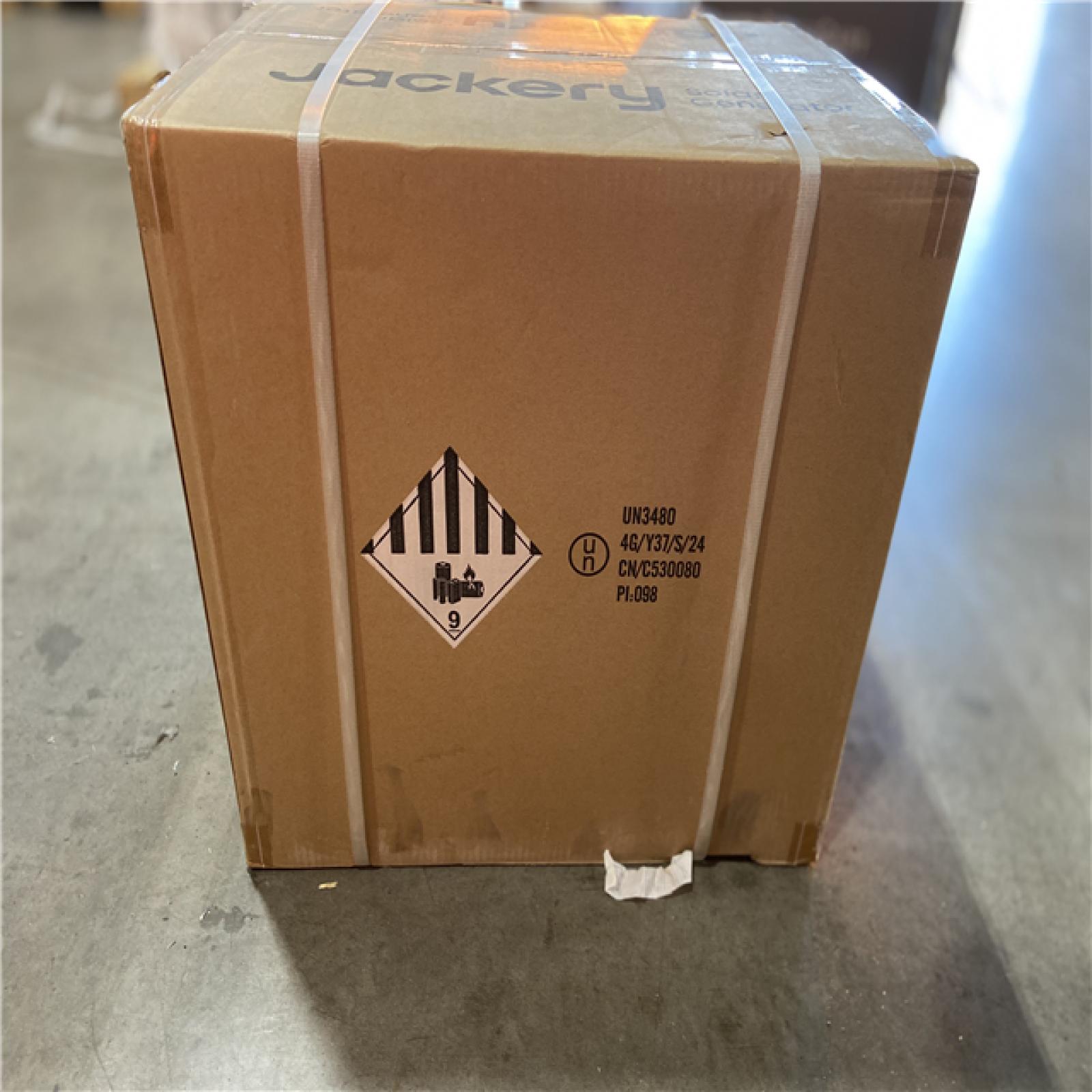 NEW! - Jackery Portable Power Station Explorer 2000 Plus  Solar Generator with 2042Wh LiFePO4 Battery 3000W Output  Expandable to 24kWh 6000W