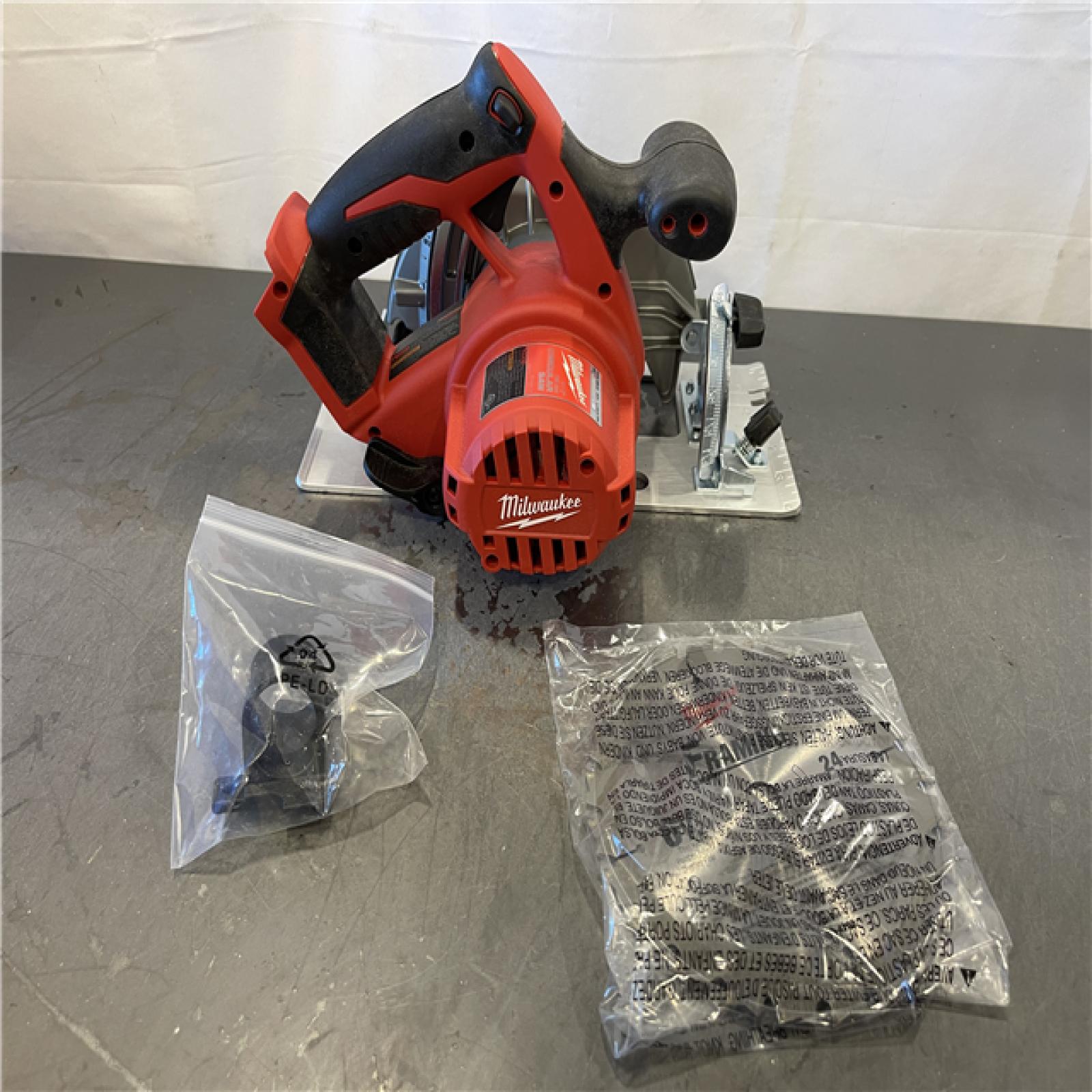 AS-IS - Milwaukee M18 18V Lithium-Ion Cordless 6-1/2 in. Circular Saw