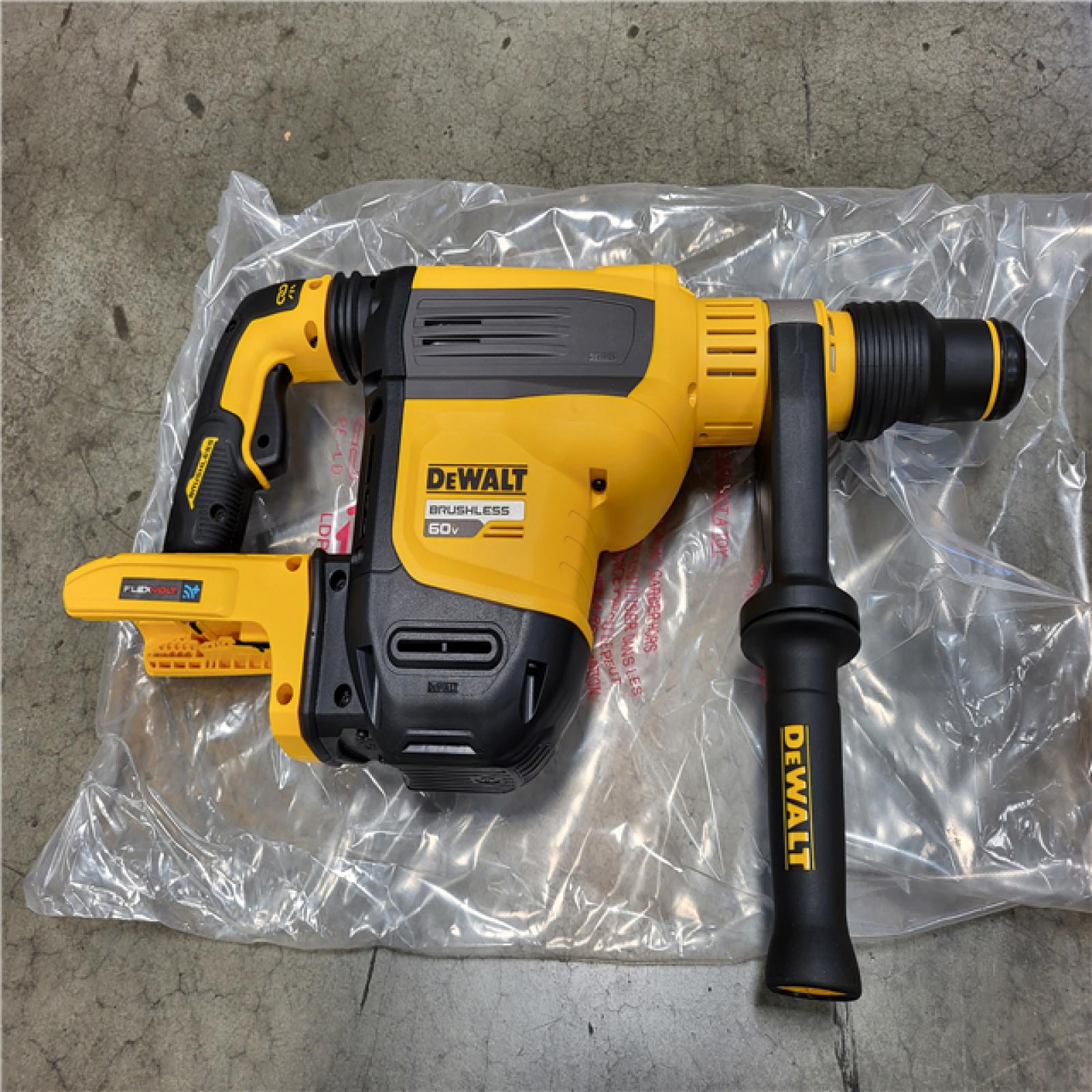 CALIFORNIA AS-IS NEW DEWALT 1-3/4 SDS MAX COMBINATION HAMMER