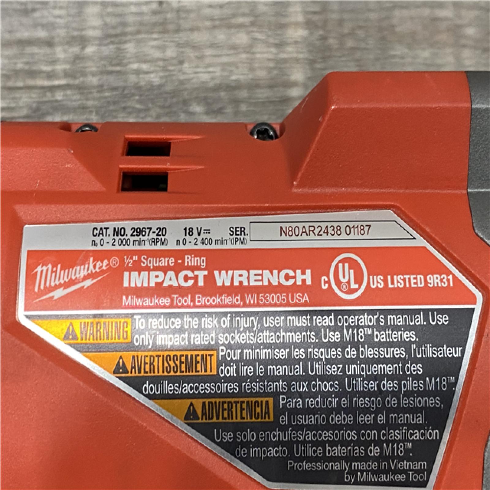 AS-IS Milwaukee FUEL 18V Lithium-Ion Brushless Cordless High-Torque 1/2 in. Impact Wrench w/Friction Ring Kit