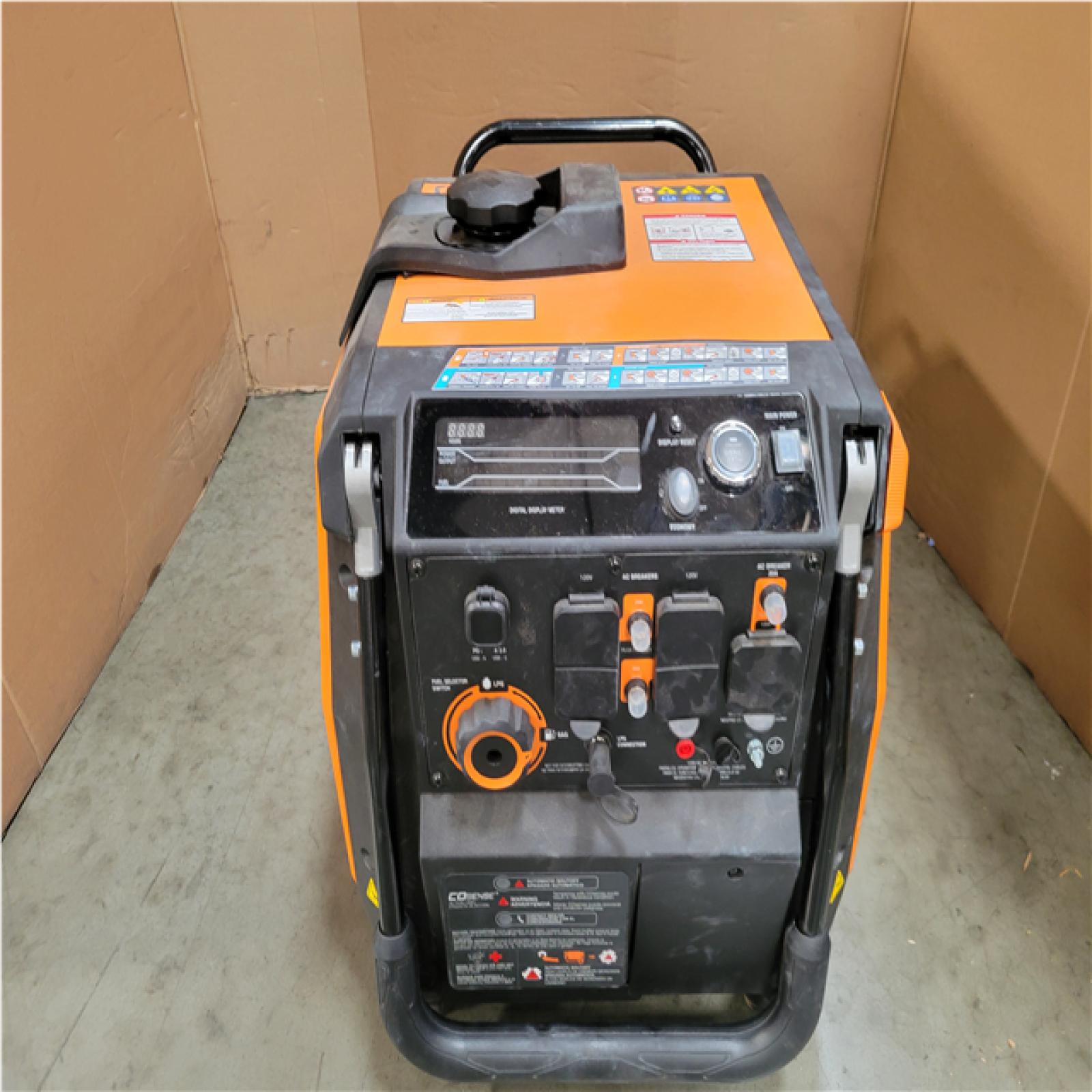 CALIFORNIA AS-IS GENERAC 3 800/3 00-WATT DUAL FUEL INVERTER GENERATOR