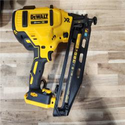 HOUSTON LOCATION - AS-IS DEWALT 20V MAX XR 16-Gauge Electric Cordless Angled Finishing Nailer Kit