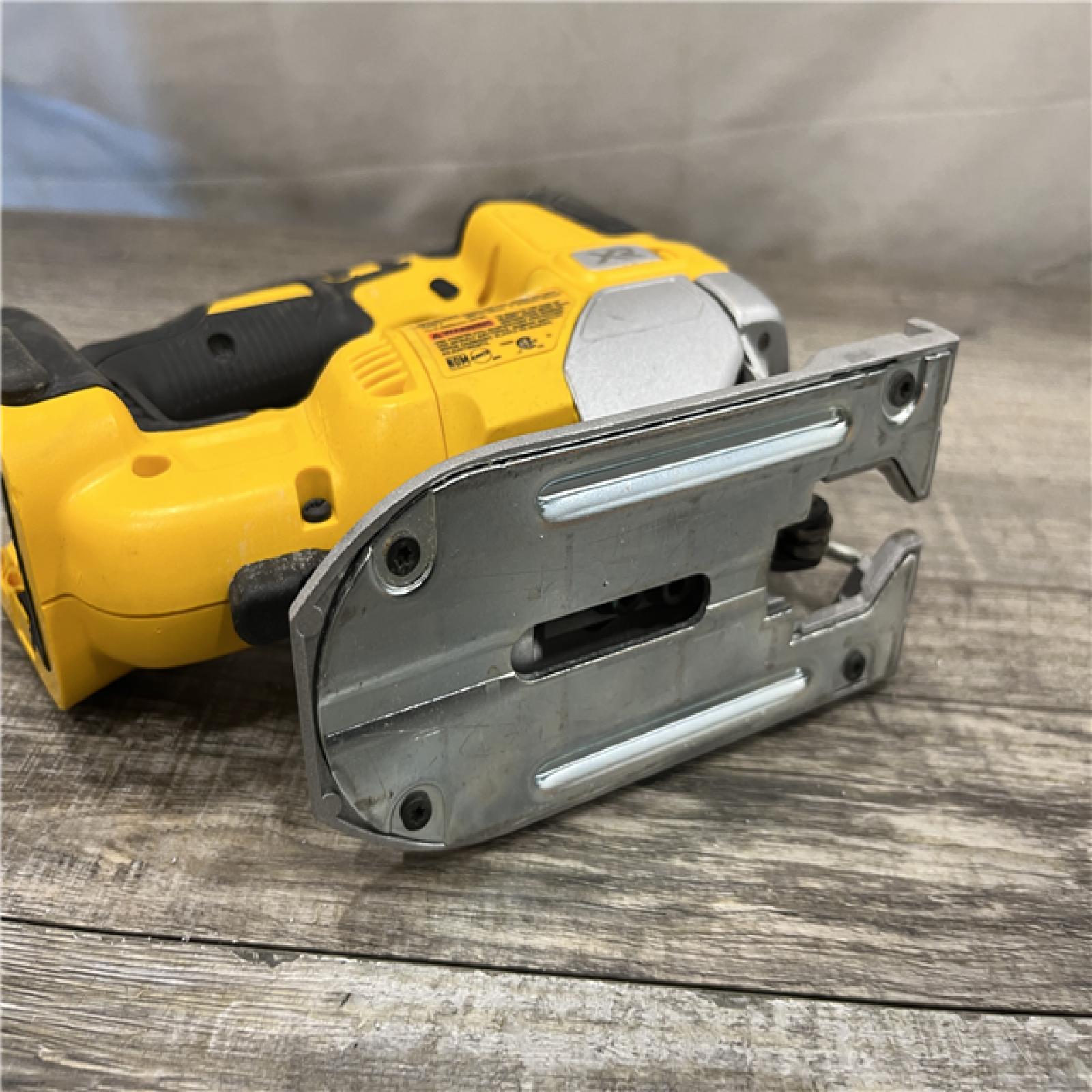 AS-IS DEWALT 20V MAX XR Cordless Brushless Jigsaw (Tool Only)