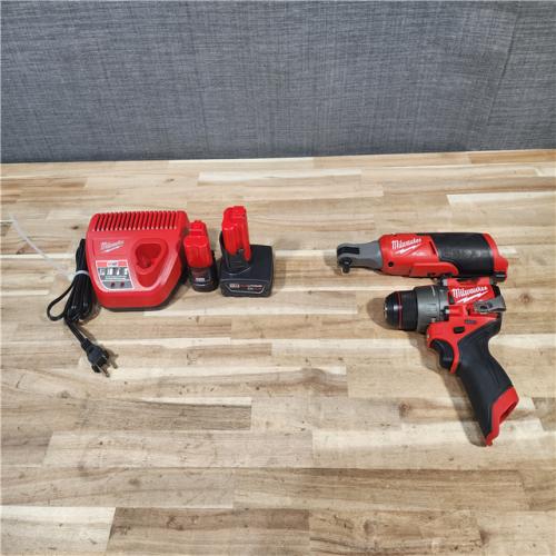 HOUSTON LOCATION - AS-IS MILWAUKEE 2 TOOL COMBO KIT W/ (2) BATTERY & CHARGER