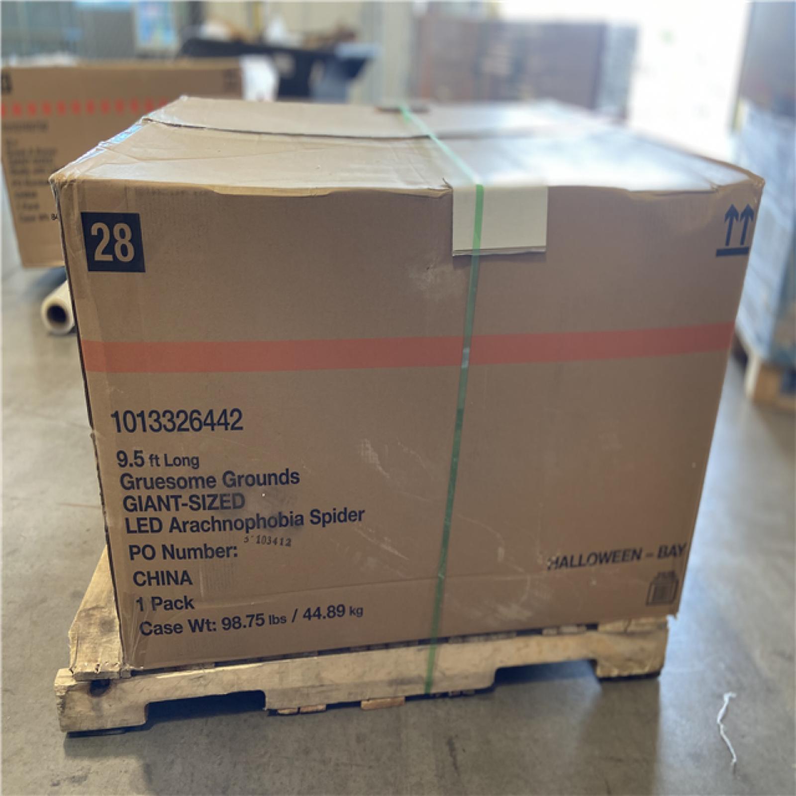 DALLAS LOCATION - Home Accents Holiday 9.5 ft. Long Gruesome Grounds Giant-Sized LED Arachnophobia Spider