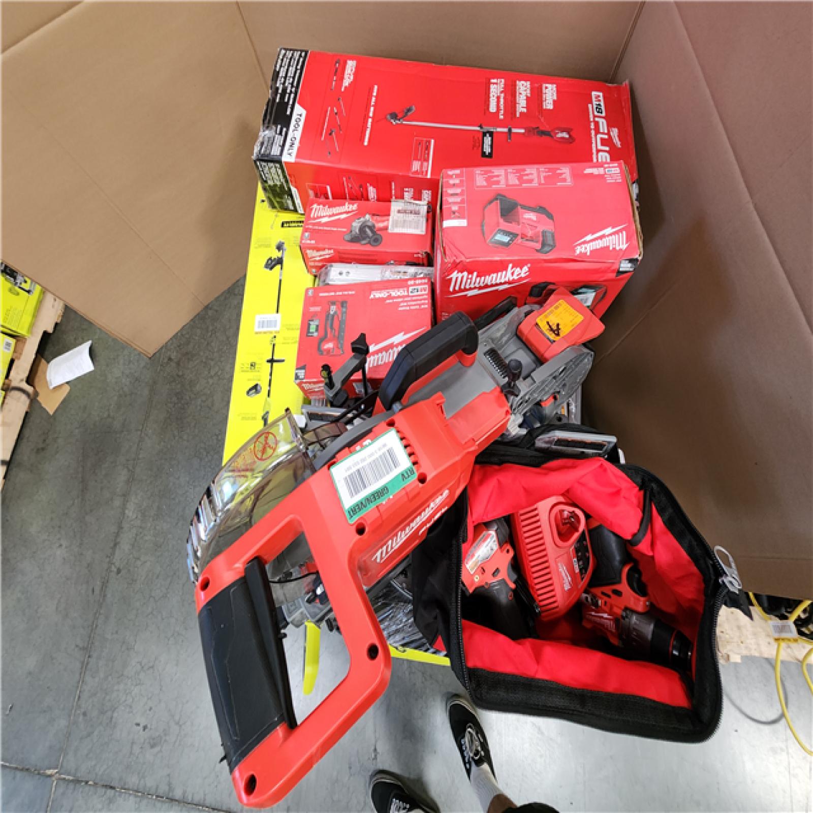 CALIFORNIA AS-IS TOOL PALLET