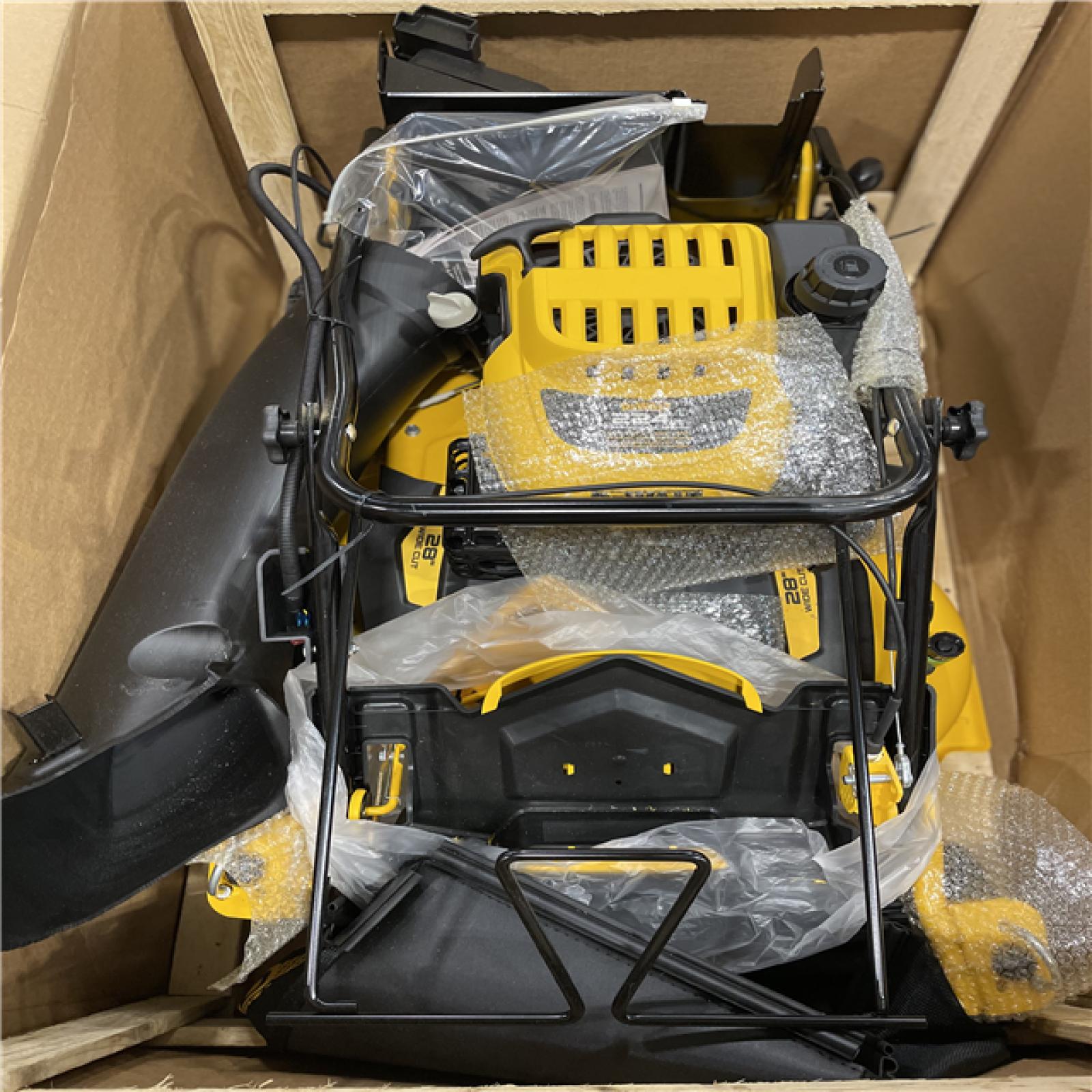 DALLAS LOCATION - DEWALT 28 in. 224cc E-GOV Engine 3-in-1 Gas RWD Self-Propelled Lawn Mower with High Rear Wheels