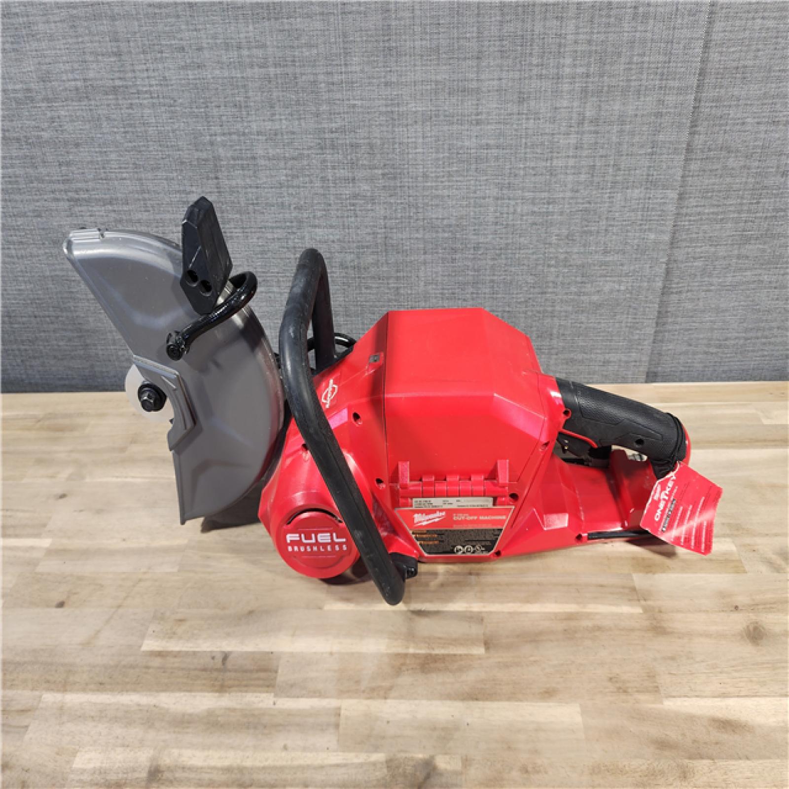 HOUSTON LOCATION - AS-IS Milwaukee 2786-20 M18 FUEL Lithium-Ion 9 in. Cut-Off Saw W/ ONE-KEY (Tool Only)