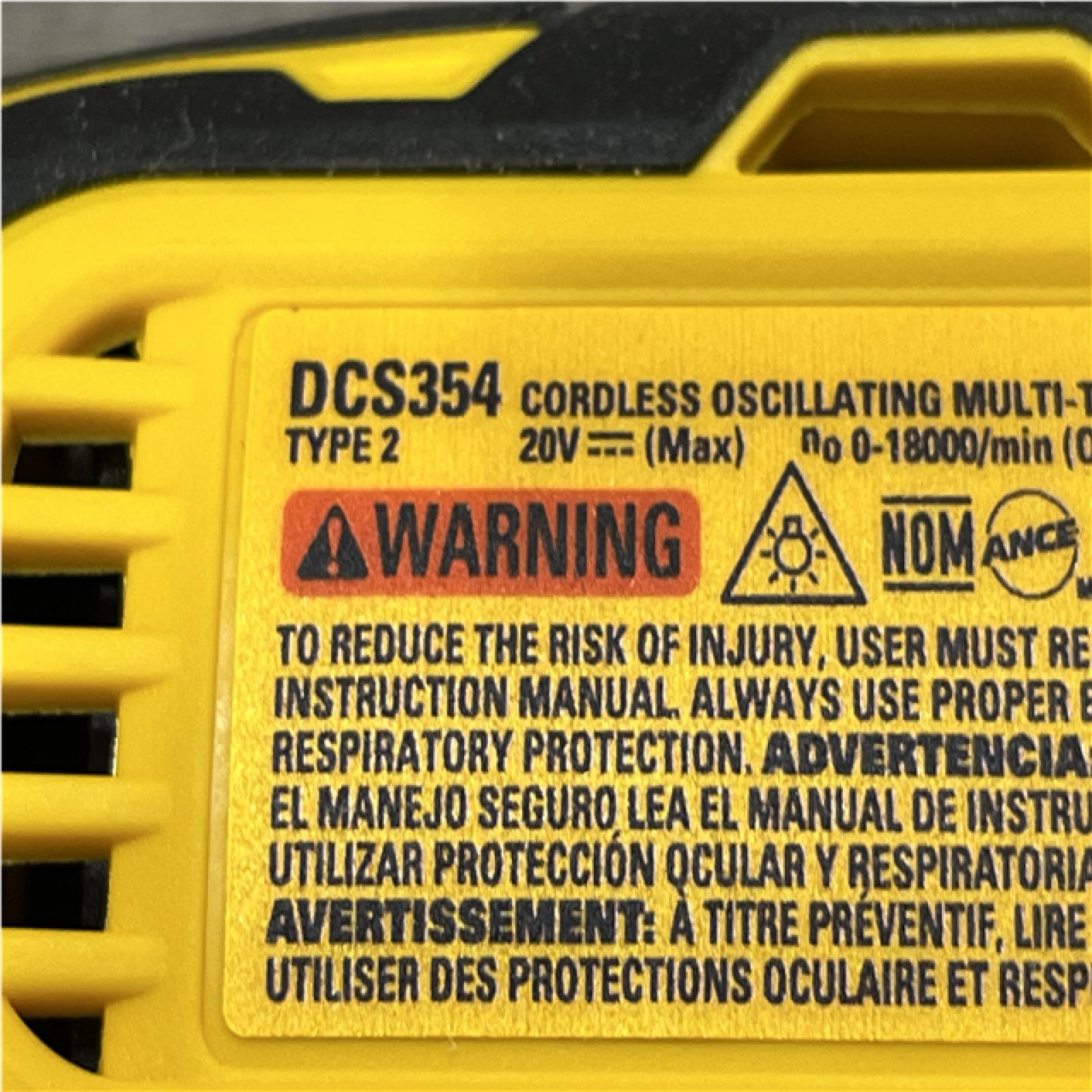 AS-IS DEWALT ATOMIC 20V MAX Cordless Brushless Oscillating Multi Tool Kit