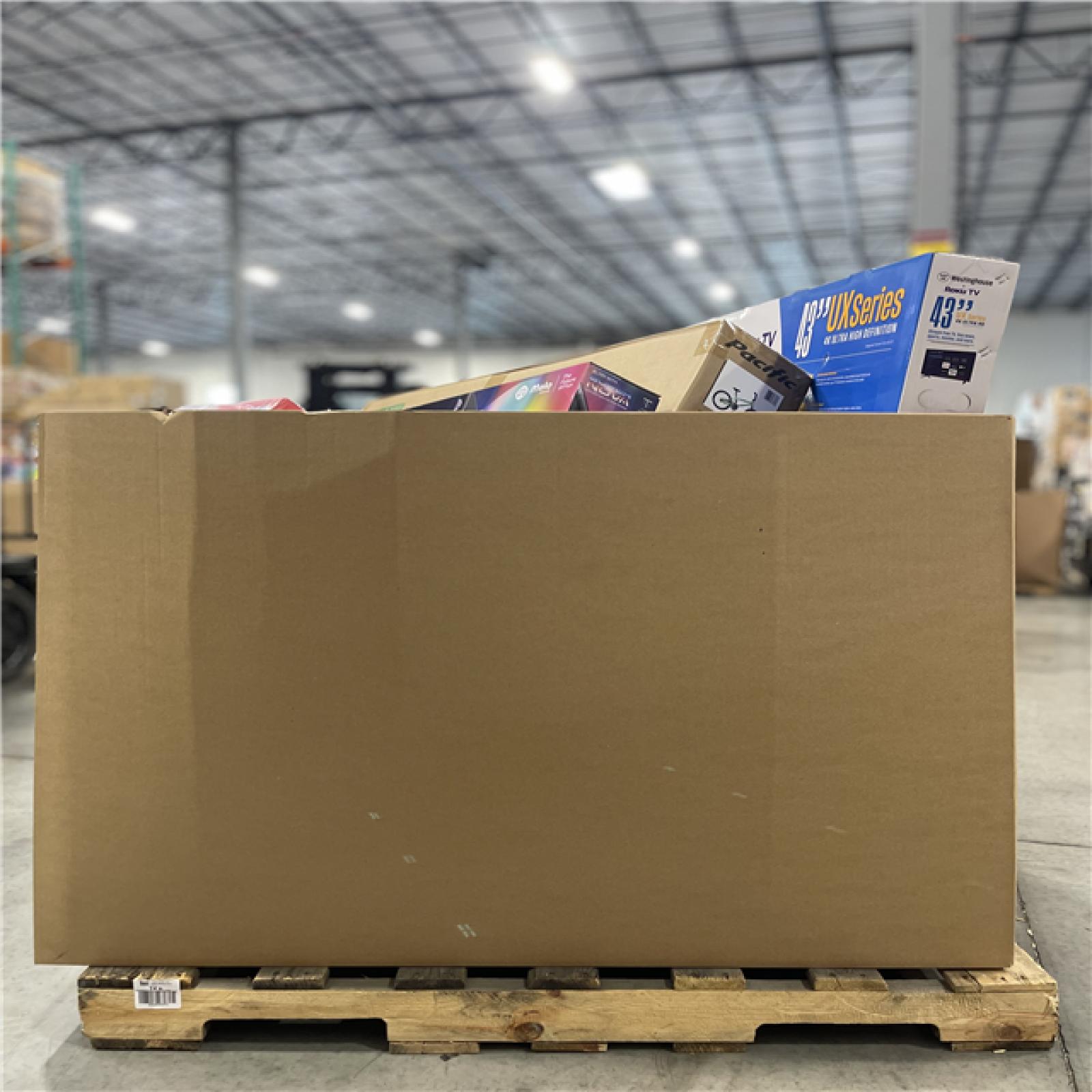 DALLAS LOCATION- NEW!- BULLSEYE MIXED APPAREL PALLET
