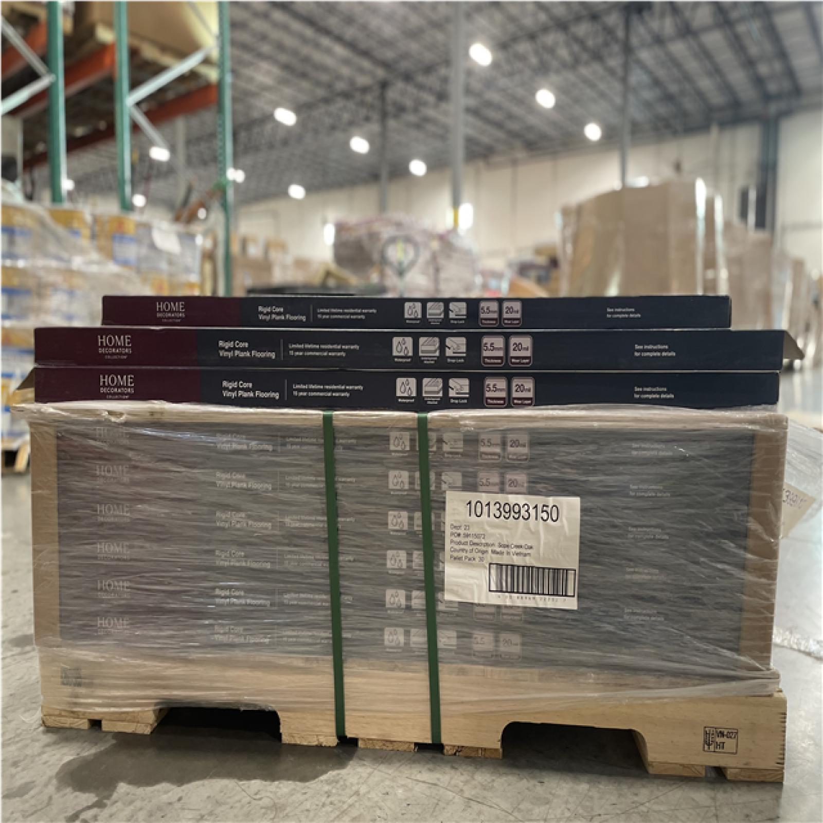 DALLAS LOCATION- AS-IS HOME DECORATORS COLLECTION Sope Creek Oak 20 MIL x 7.1 in. W x 48 in. L Click Lock Waterproof Luxury Vinyl Plank Flooring (18.8 sqft/case) (39 CASES)