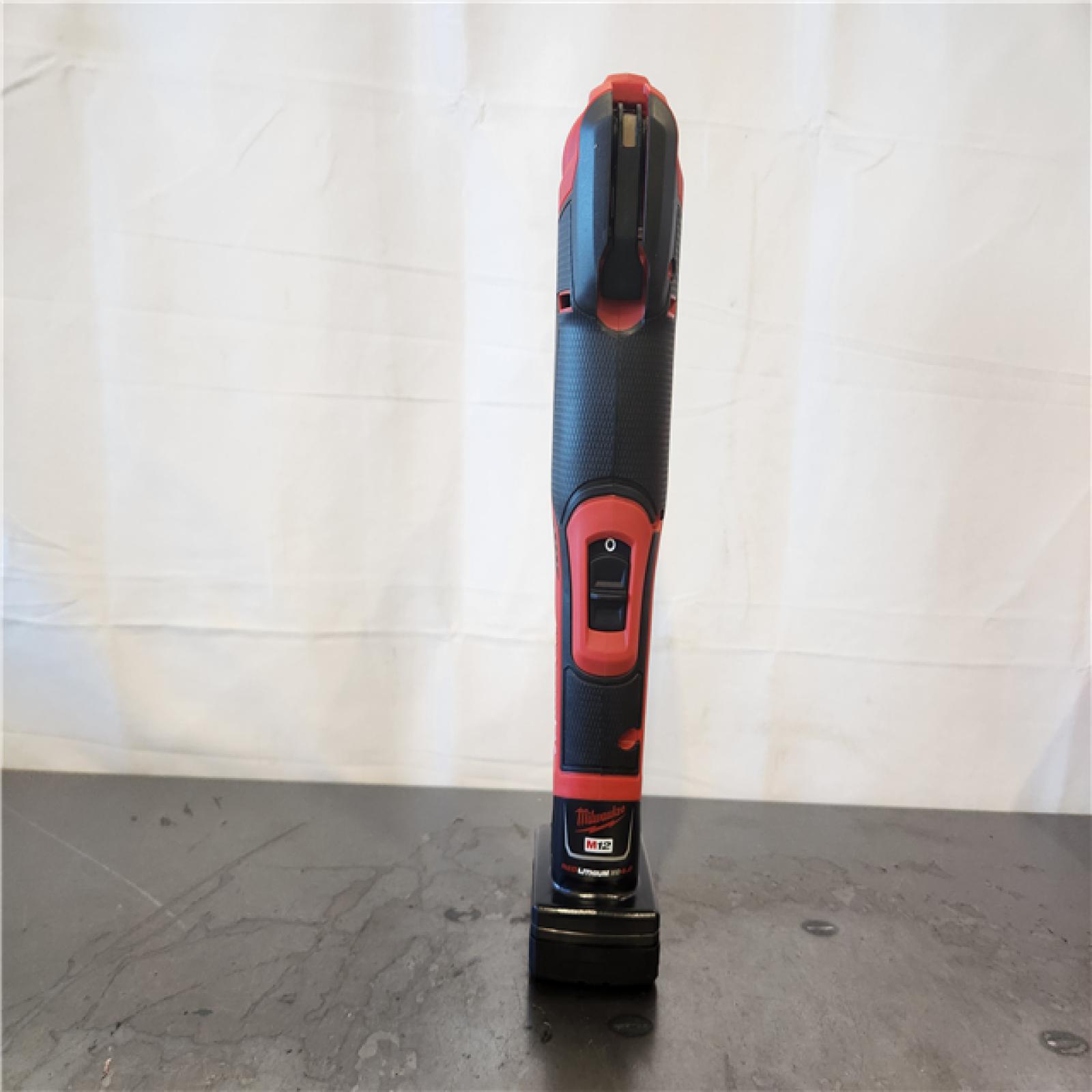 AS-IS- Milwaukee M12 FUEL 12V Lithium-Ion Cordless Oscillating Multi-Tool Kit with 4.0 Ah Battery