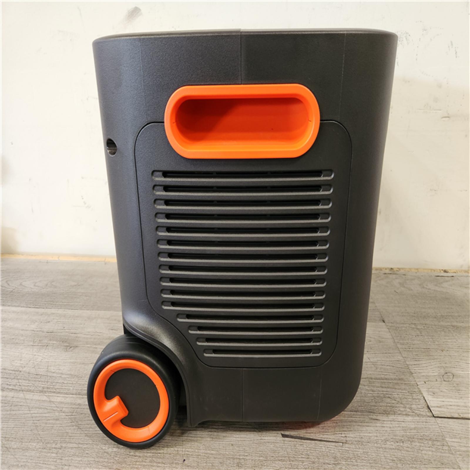 Phoenix Location LIKE NEW Jackery Solar Generator Explorer 2000 Plus 2042.8Wh/ 3000W Model No. Je-2000C