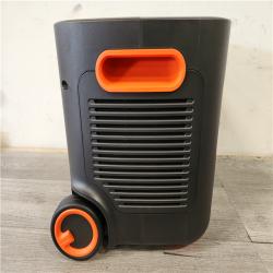 Phoenix Location LIKE NEW Jackery Solar Generator Explorer 2000 Plus 2042.8Wh/ 3000W Model No. Je-2000C