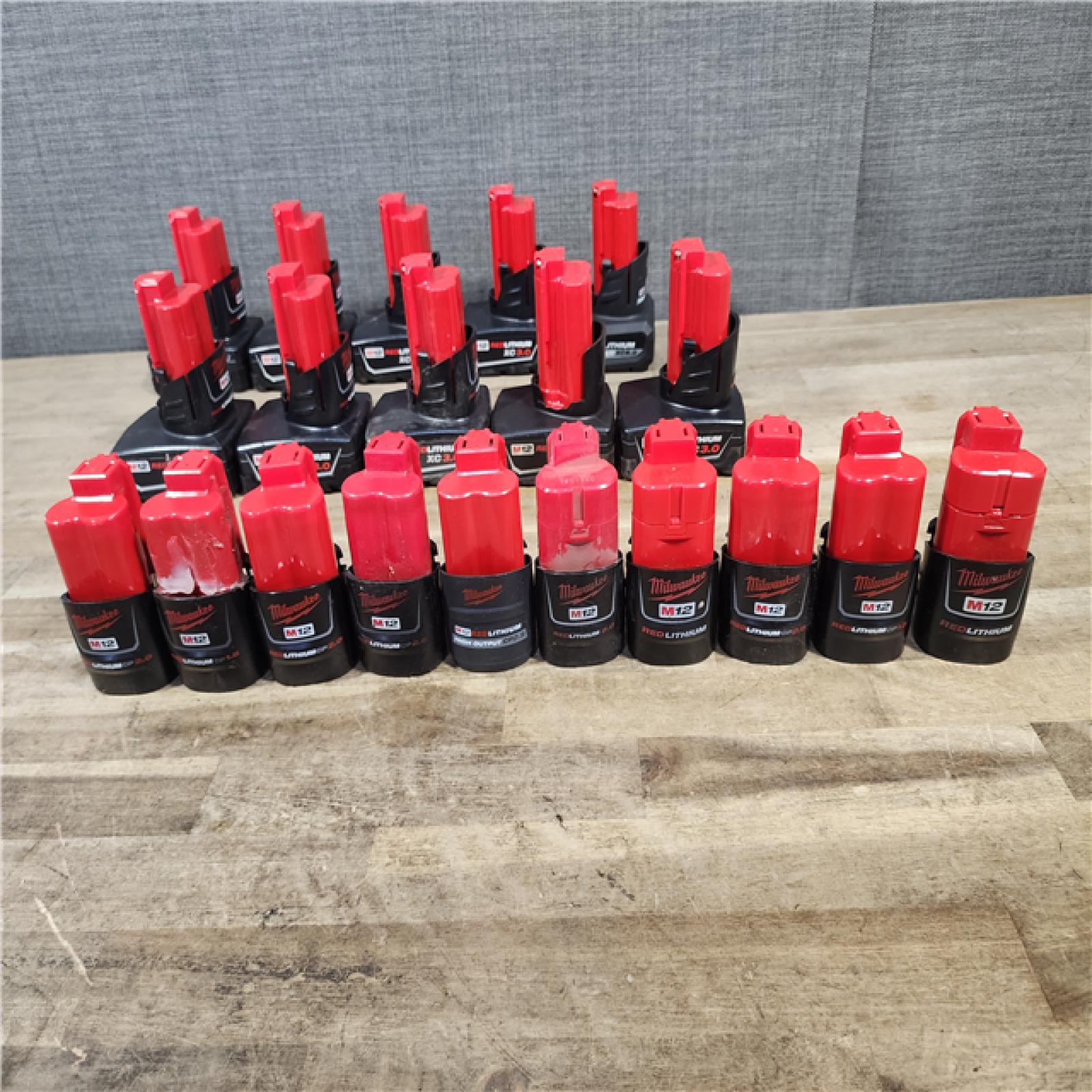 HOUSTON LOCATION - AS-IS MILWAUKEE BATTERY PACK QTY - 20